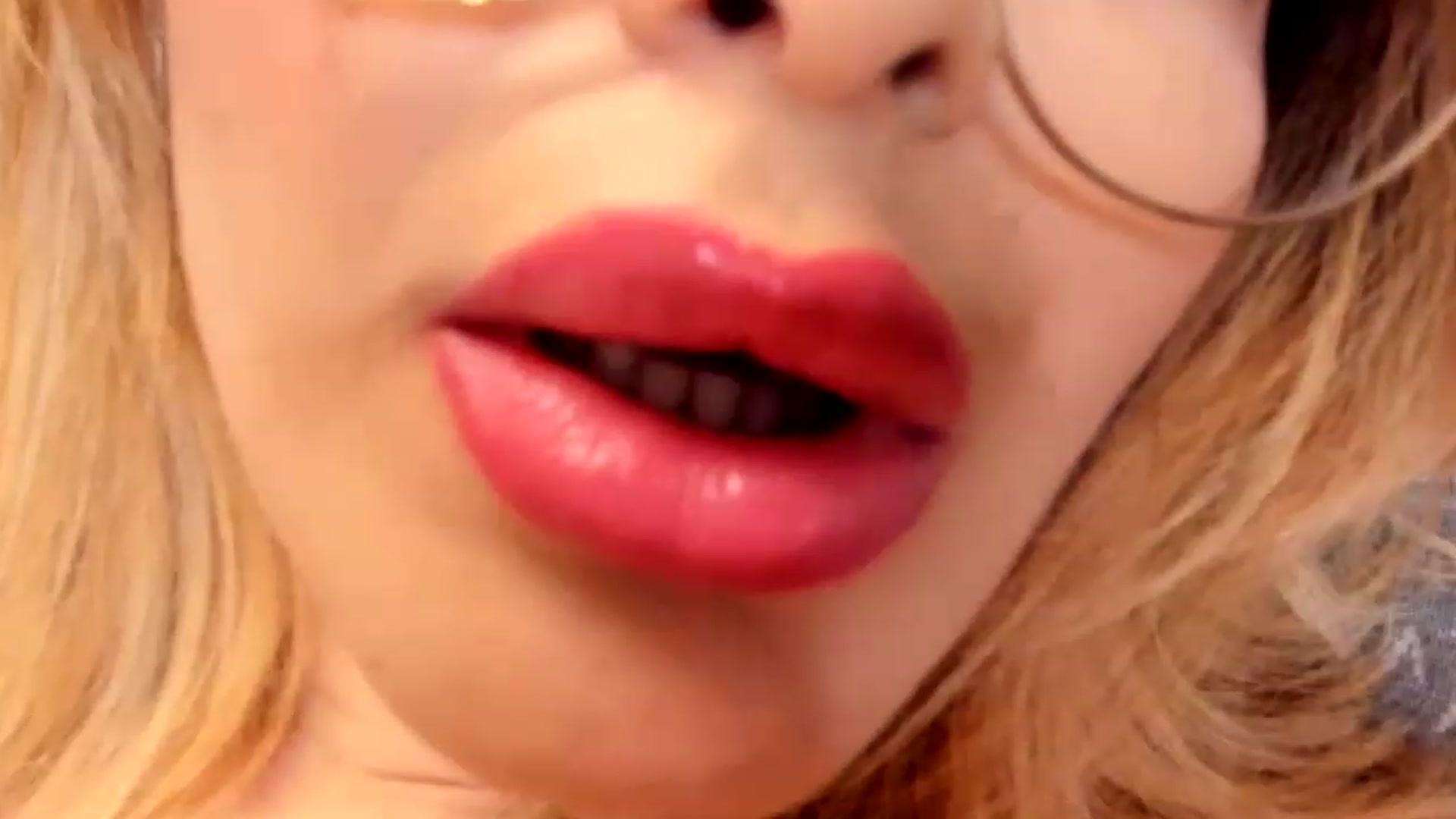 Gallery image thumbnail from MissPhantasy's myfreecams stream on, 11/24/2022, 01:11 image 17 of 20