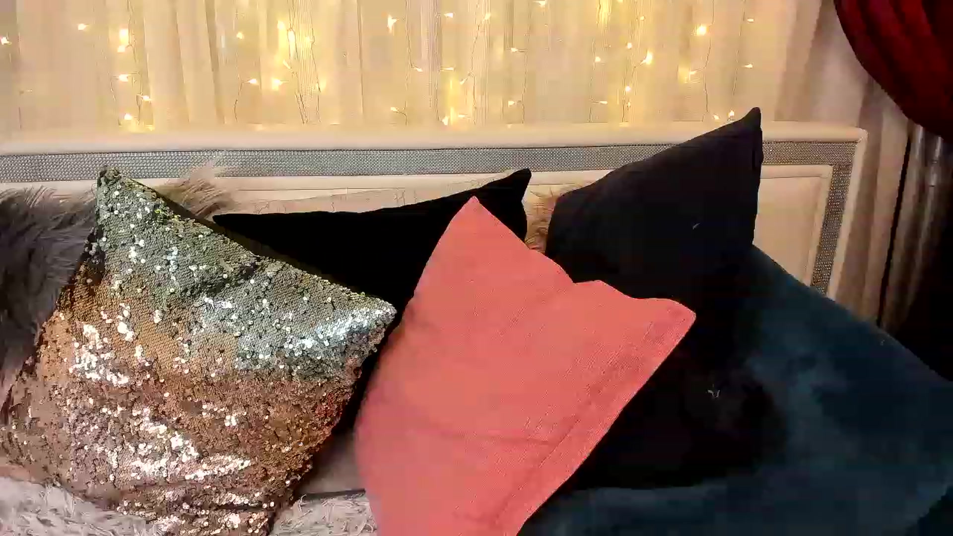 Gallery image thumbnail from MissPhantasy's myfreecams stream on, 01/16/2023, 23:34 image 10 of 20