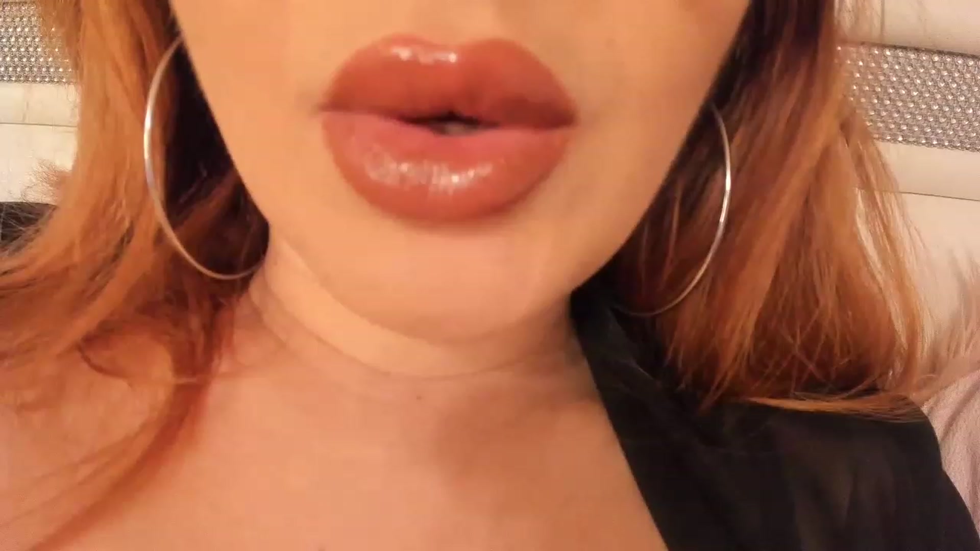 Gallery image thumbnail from MissPhantasy's myfreecams stream on, 02/25/2023, 13:43 image 14 of 20