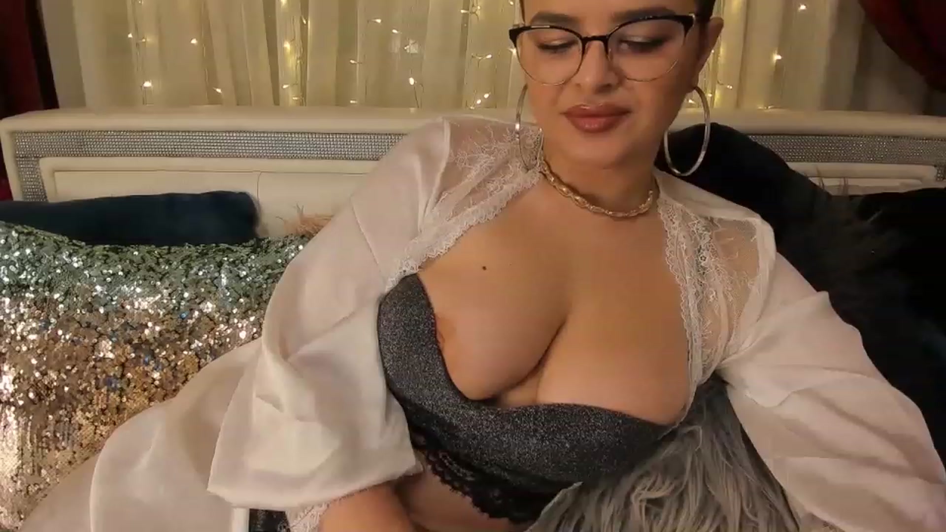 Gallery image thumbnail from MissPhantasy's myfreecams stream on, 03/26/2023, 10:49 image 3 of 20