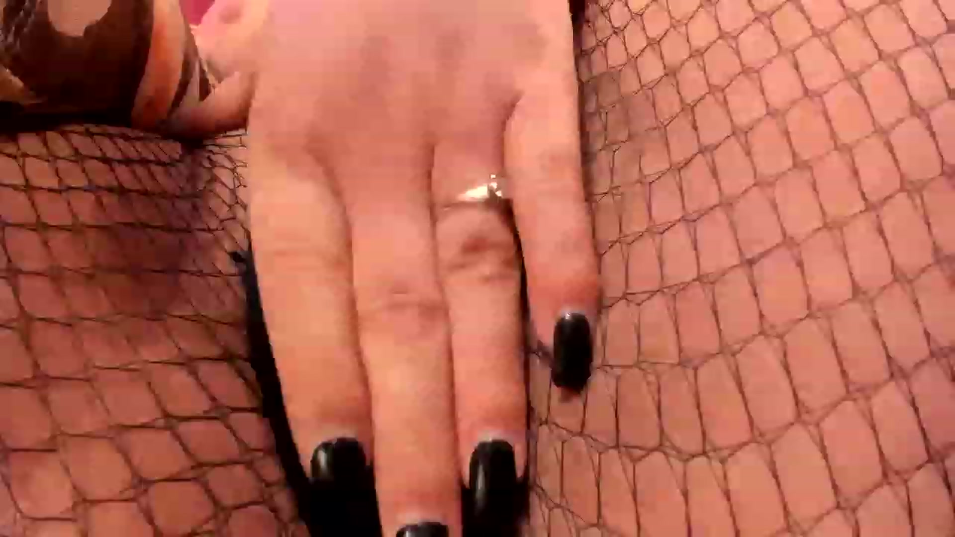 Gallery image thumbnail from MissPhantasy's myfreecams stream on, 04/04/2023, 24:31 image 19 of 20