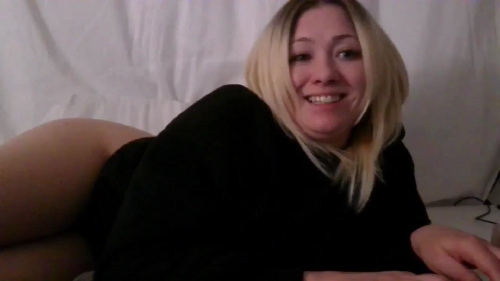 Gallery image thumbnail from MissPiggy's myfreecams stream on, 01/19/2025, 09:51 image 14 of 20