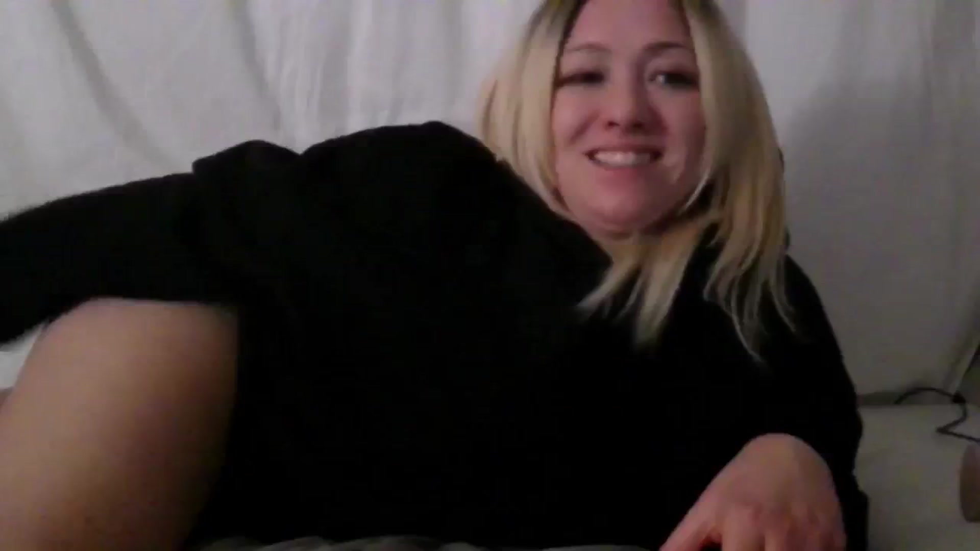 Gallery image thumbnail from MissPiggy's myfreecams stream on, 01/19/2025, 09:51 image 13 of 20