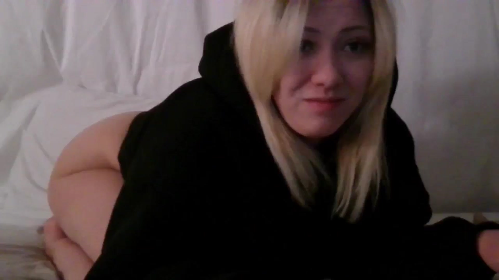 Gallery image thumbnail from MissPiggy's myfreecams stream on, 01/22/2025, 07:48 image 16 of 20