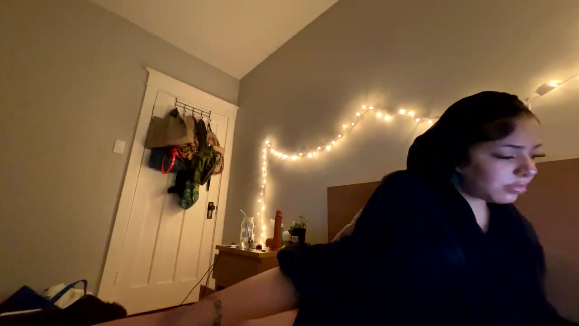 Gallery image thumbnail from MissRaquellk's myfreecams stream on, 01/24/2025, 09:50 image 13 of 20