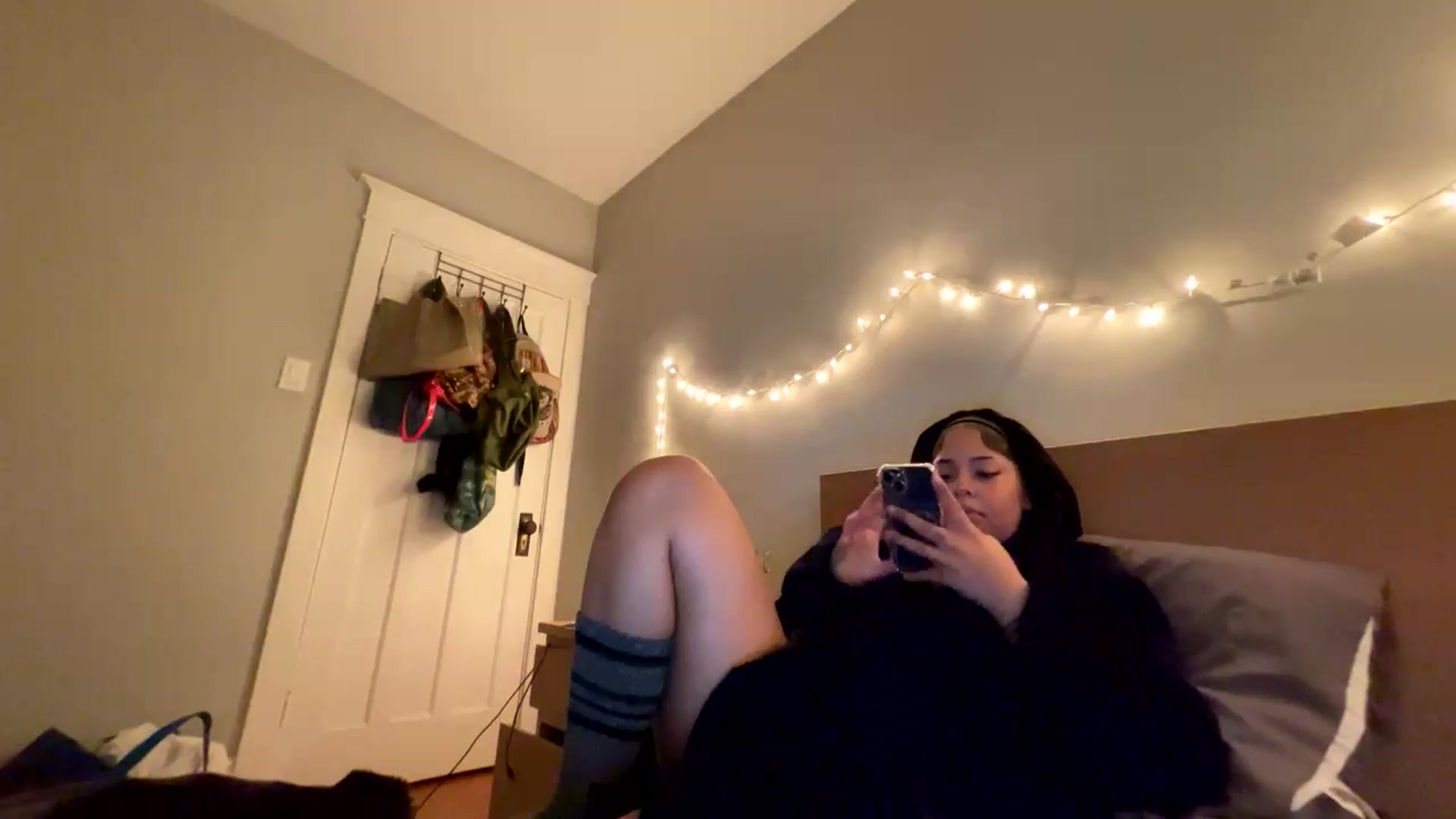Gallery image thumbnail from MissRaquellk's myfreecams stream on, 01/24/2025, 09:50 image 10 of 20