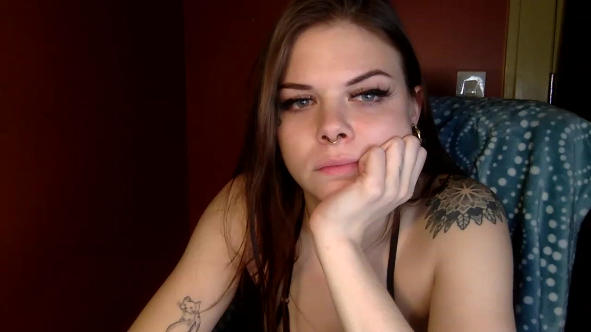 Gallery image thumbnail from MissRavenX's myfreecams stream on, 01/02/2023, 09:47 image 19 of 20