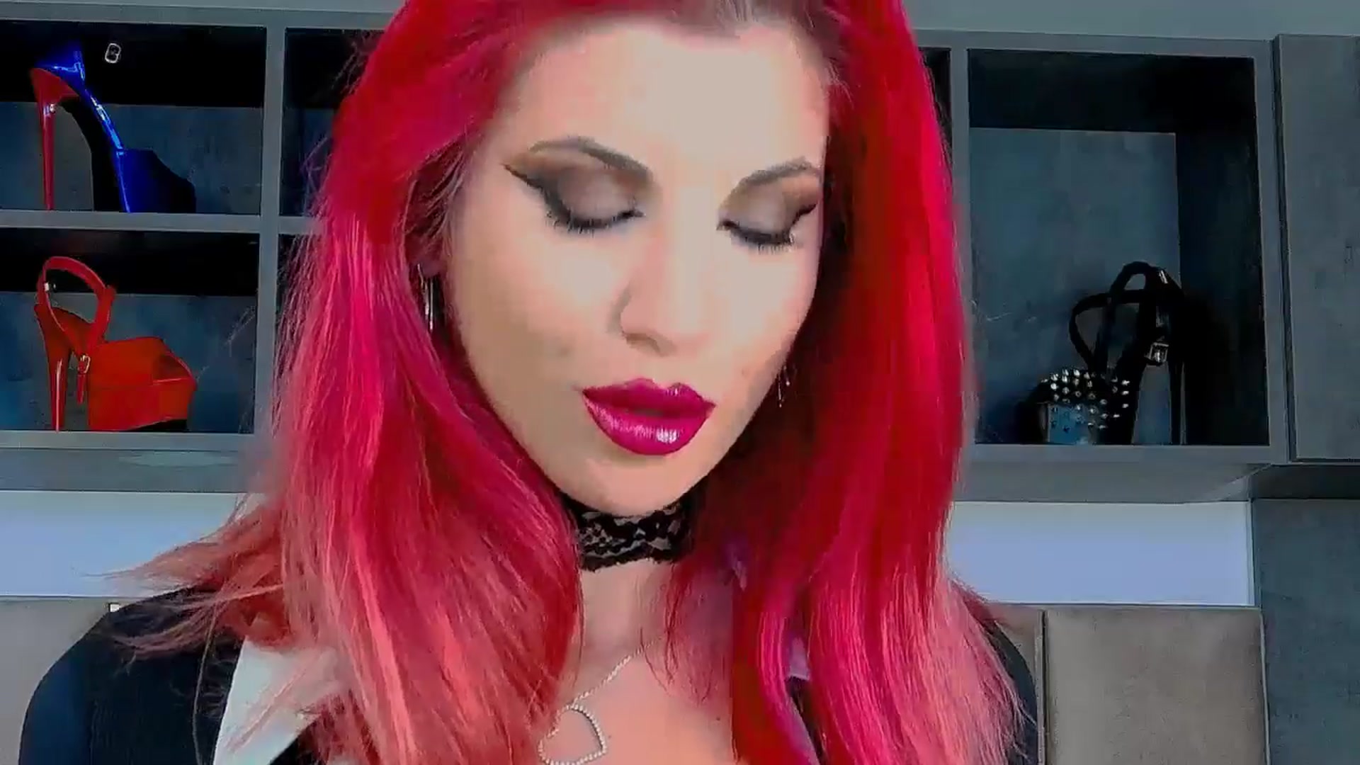 Gallery image thumbnail from MissRebecaRed's myfreecams stream on, 04/26/2026, 15:57 image 4 of 20