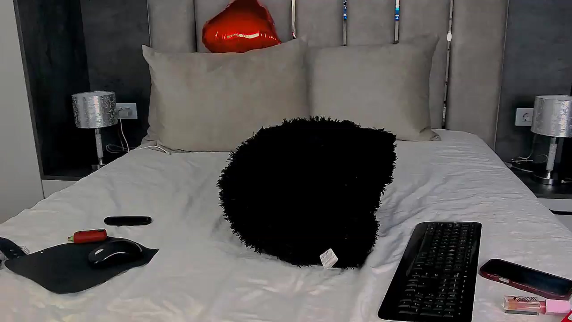 Gallery image thumbnail from MissRebecaRed's myfreecams stream on, 05/28/2026, 20:42 image 10 of 20
