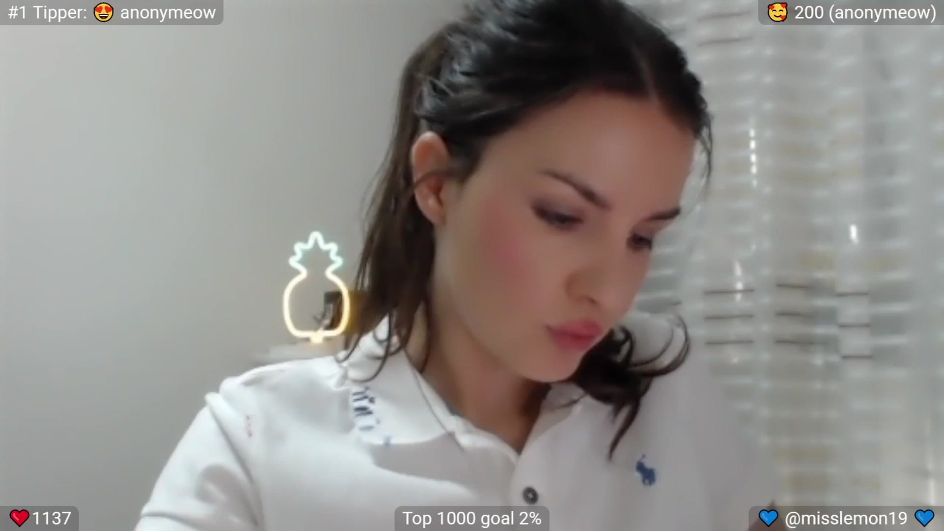 Gallery image thumbnail from MissReno's myfreecams stream on, 06/27/2025, 06:14 image 15 of 20