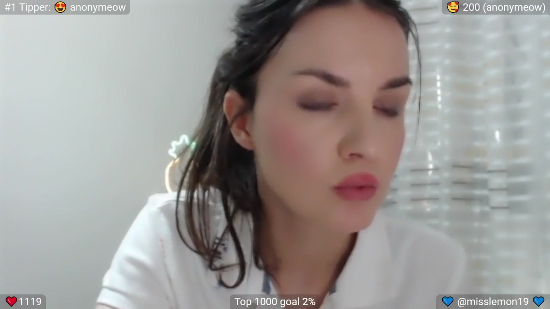Gallery image thumbnail from MissReno's myfreecams stream on, 06/27/2025, 07:36 image 16 of 20
