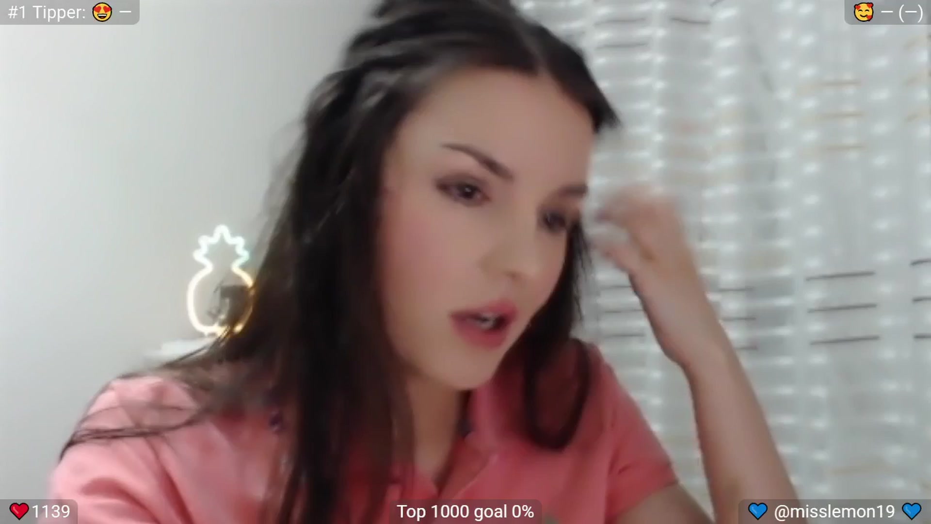 Gallery image thumbnail from MissReno's myfreecams stream on, 06/27/2025, 18:21 image 10 of 20