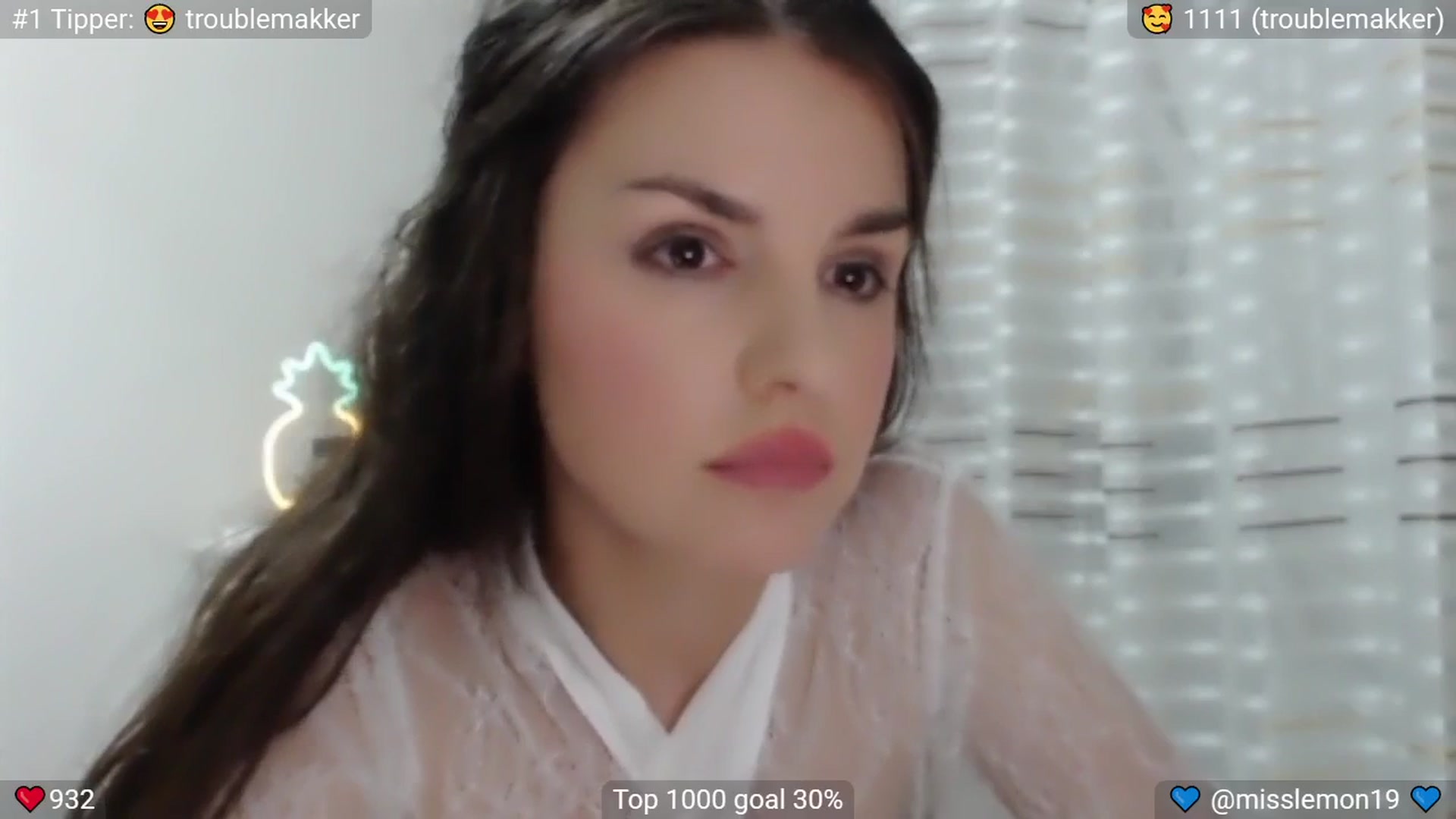 Gallery image thumbnail from MissReno's myfreecams stream on, 06/27/2025, 19:49 image 9 of 20