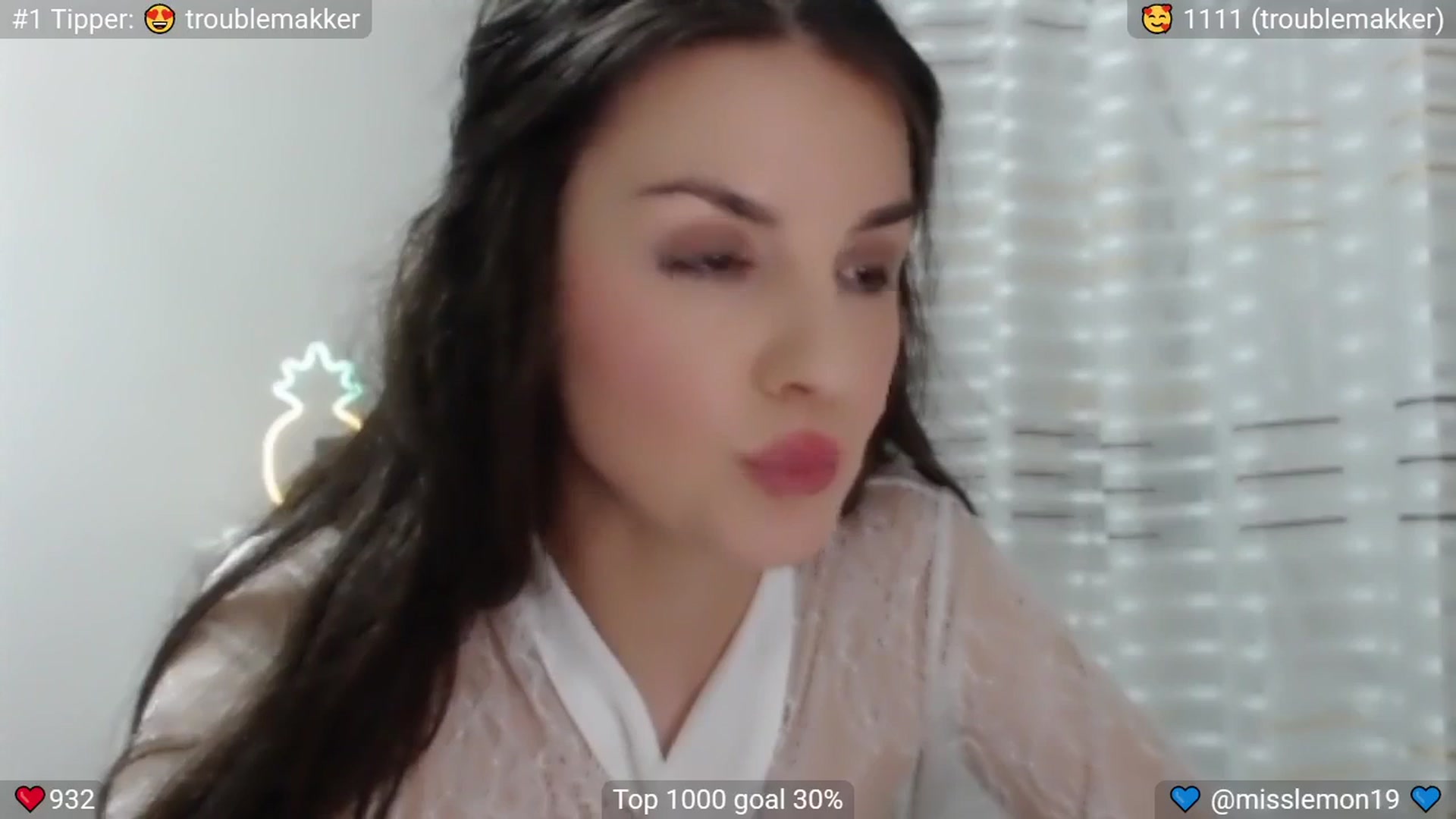 Gallery image thumbnail from MissReno's myfreecams stream on, 06/27/2025, 19:49 image 10 of 20