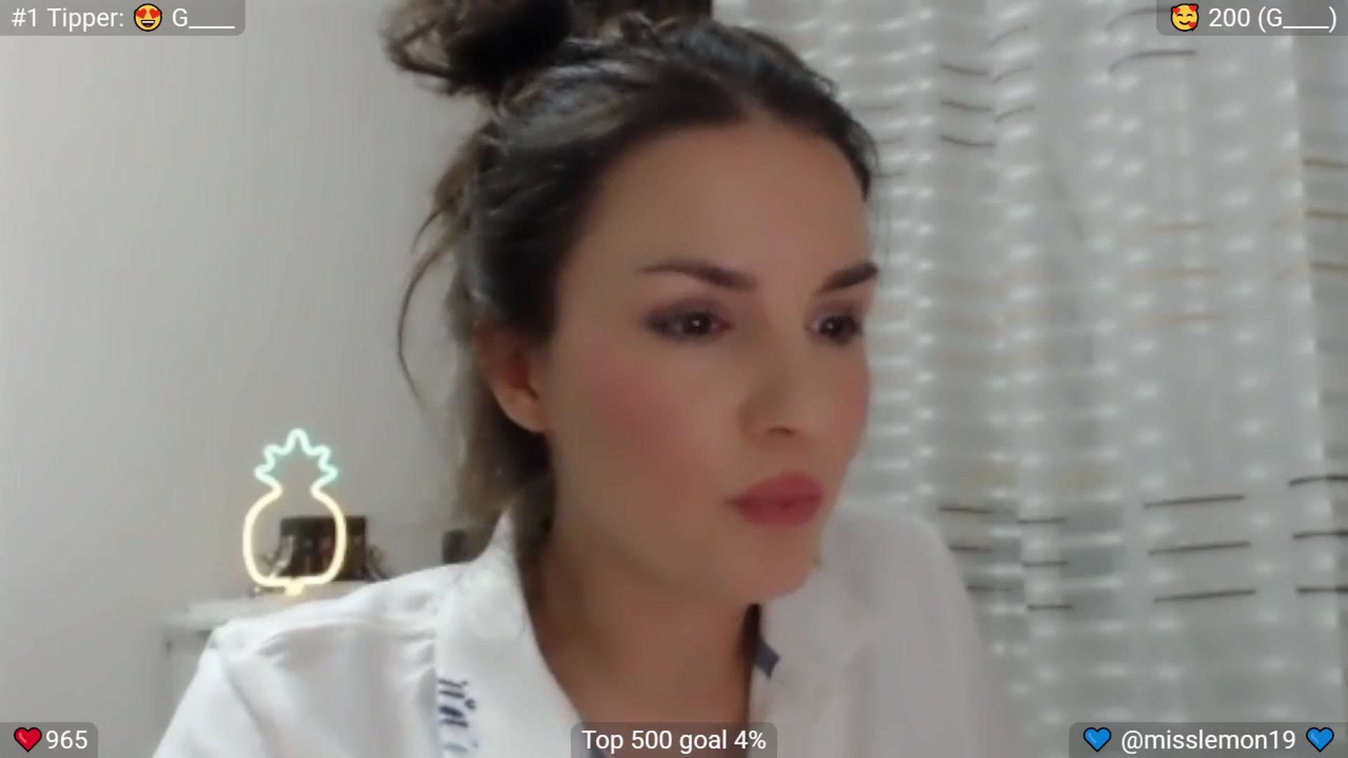 Gallery image thumbnail from MissReno's myfreecams stream on, 06/28/2025, 18:00 image 19 of 20