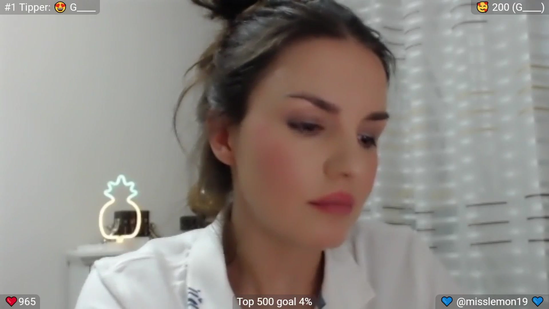 Gallery image thumbnail from MissReno's myfreecams stream on, 06/28/2025, 18:00 image 17 of 20