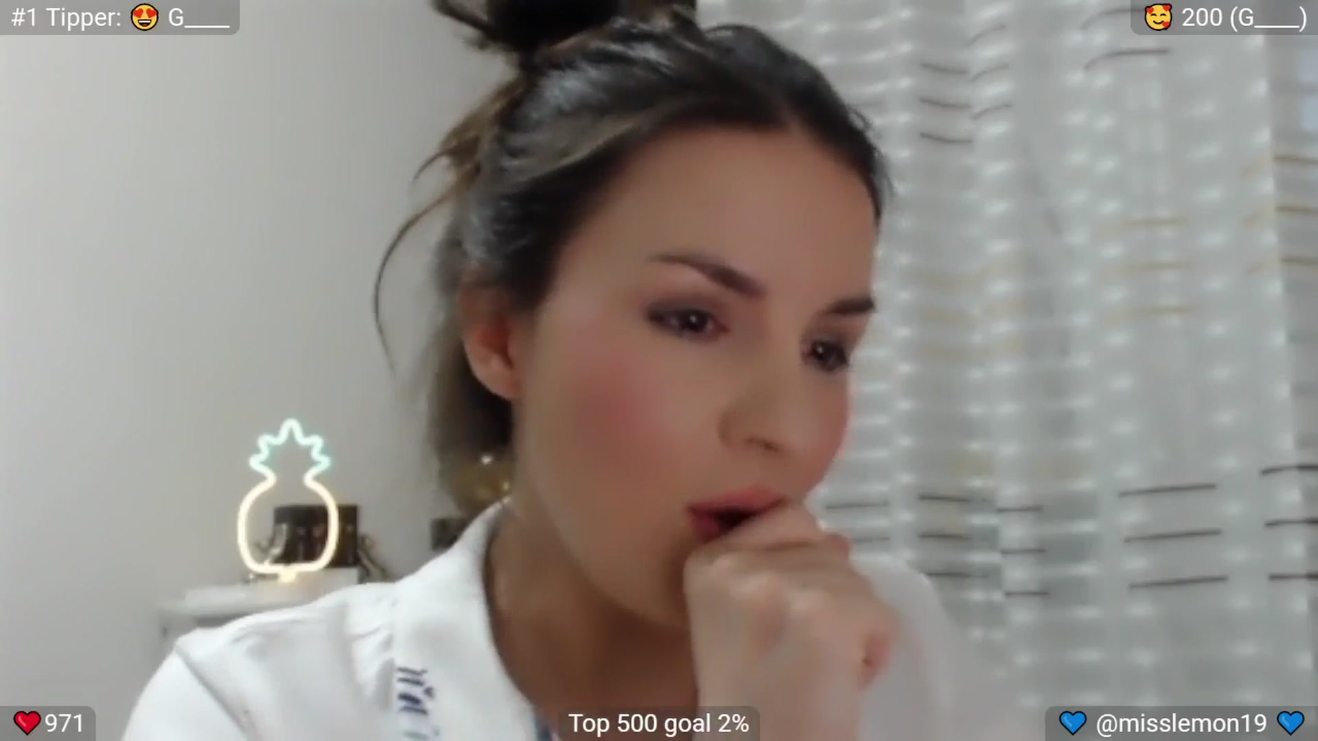 Gallery image thumbnail from MissReno's myfreecams stream on, 06/28/2025, 18:00 image 11 of 20