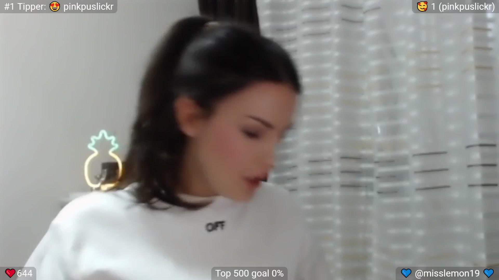 Gallery image thumbnail from MissReno's myfreecams stream on, 06/30/2025, 17:12 image 14 of 20