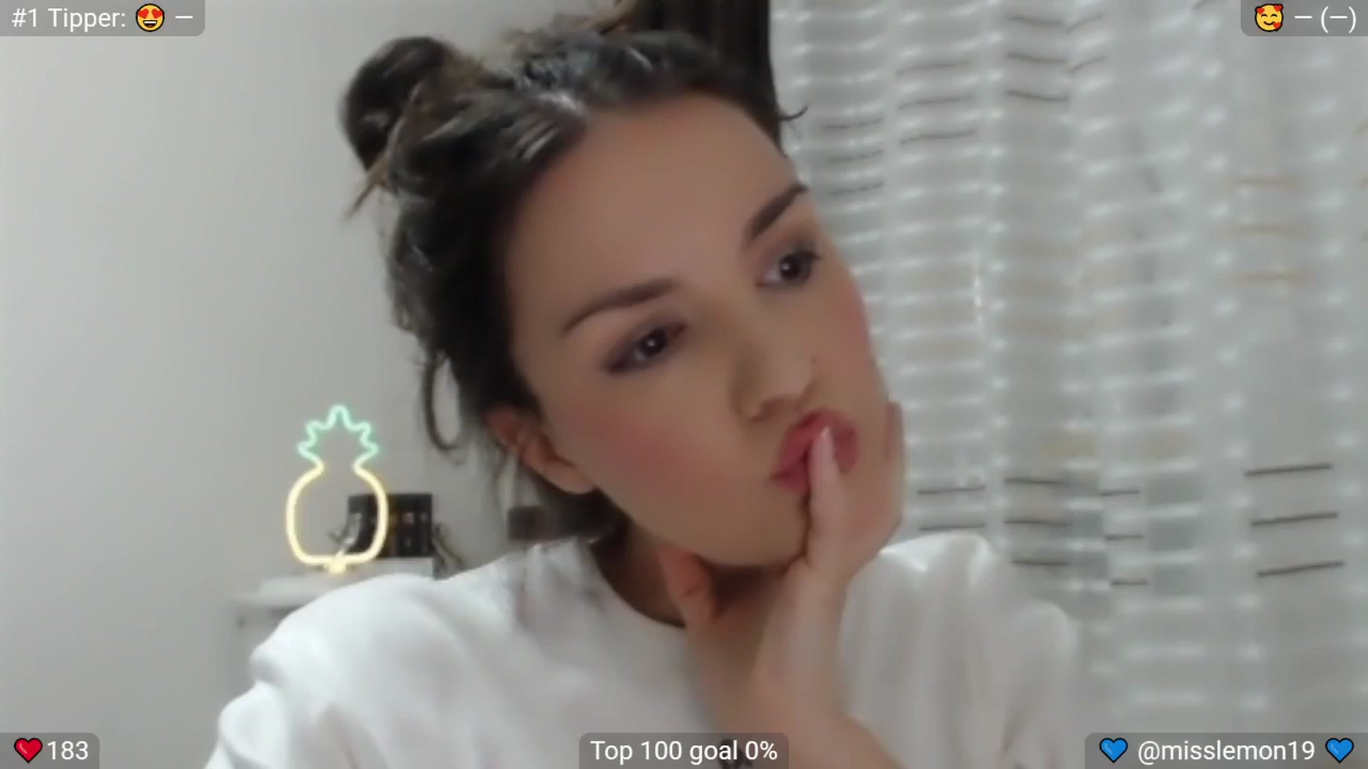 Gallery image thumbnail from MissReno's myfreecams stream on, 07/03/2025, 17:21 image 6 of 20