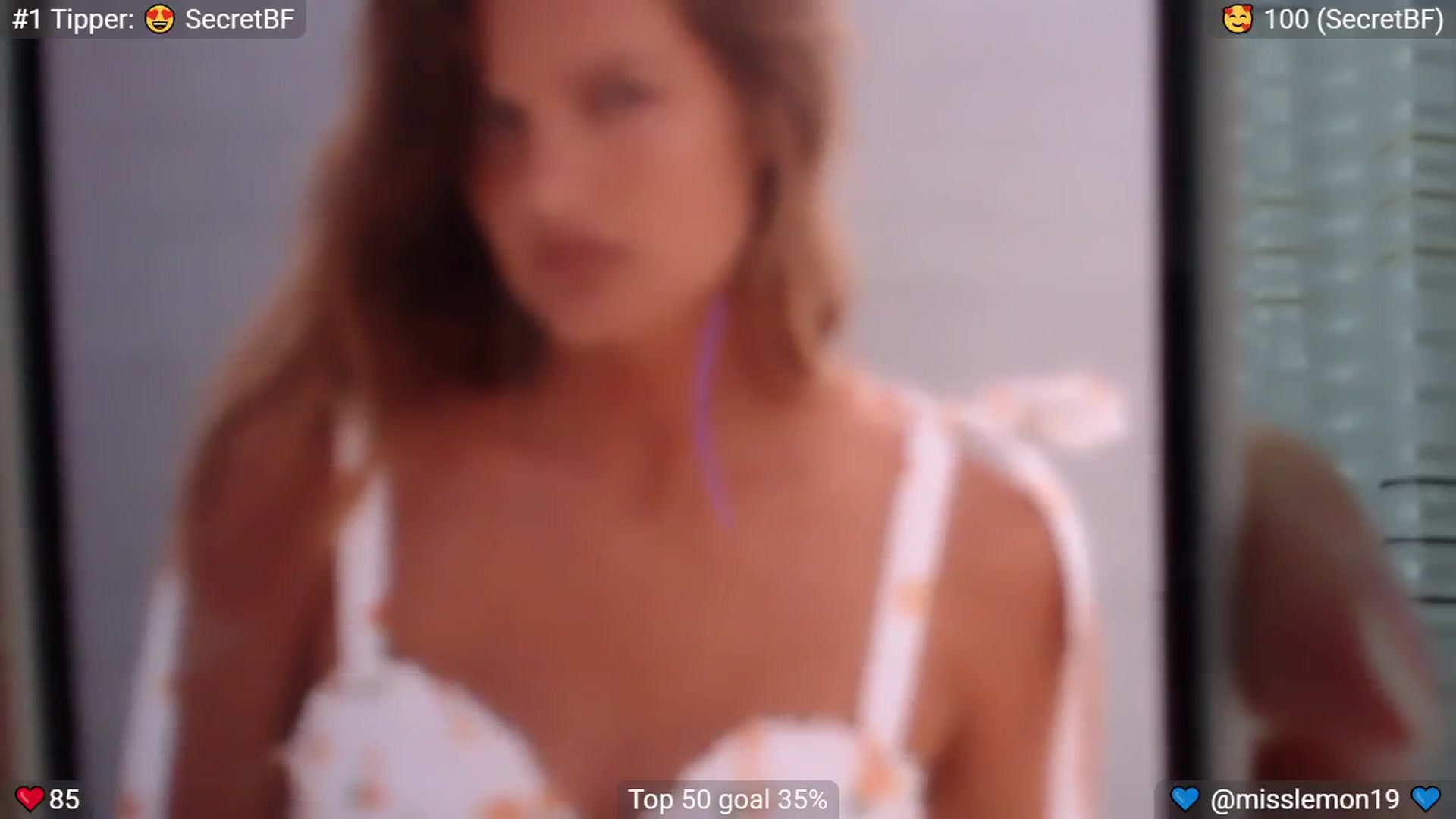 Gallery image thumbnail from MissReno's myfreecams stream on, 07/08/2025, 18:42 image 17 of 20