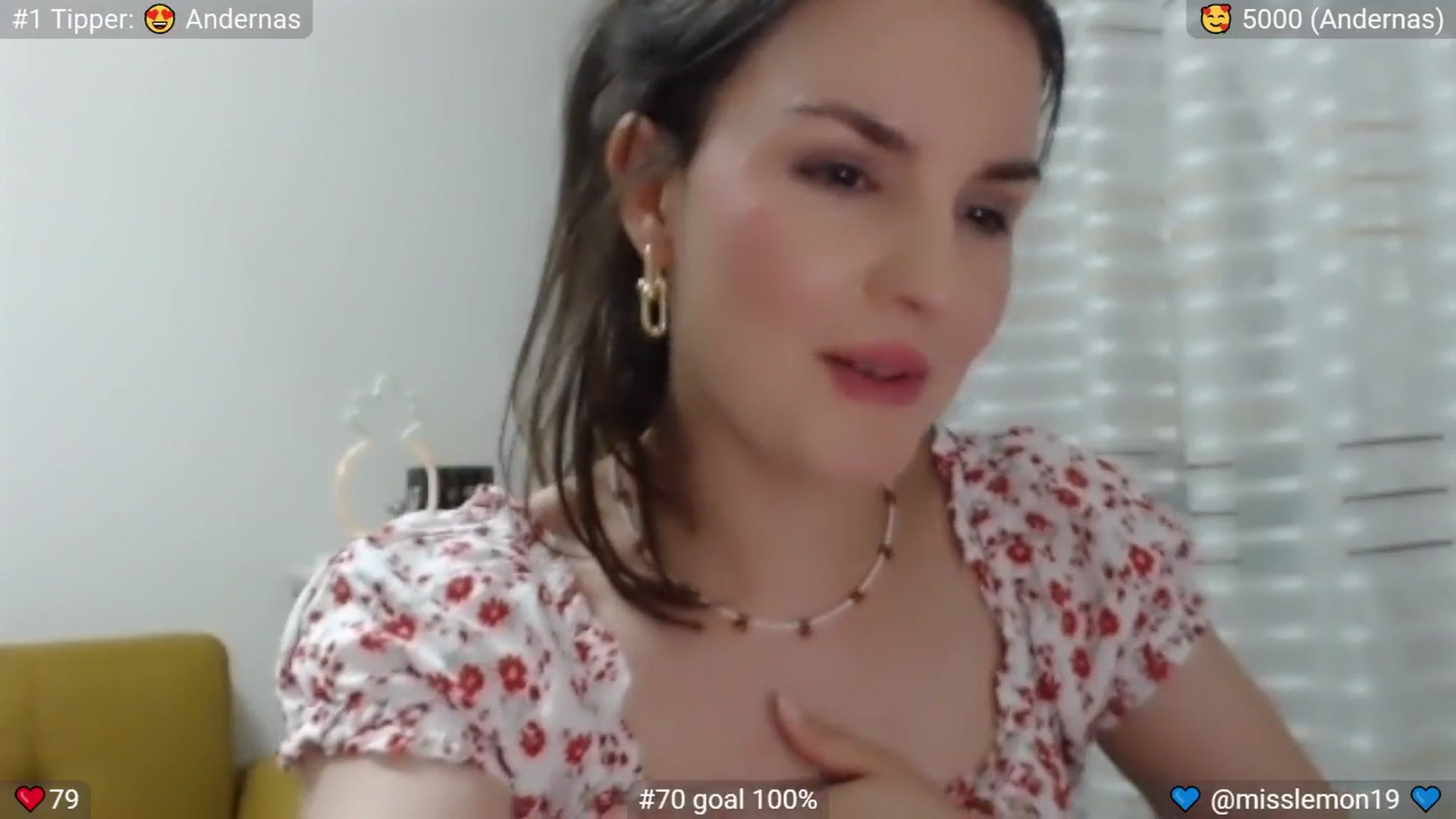 Gallery image thumbnail from MissReno's myfreecams stream on, 07/13/2025, 24:18 image 13 of 20