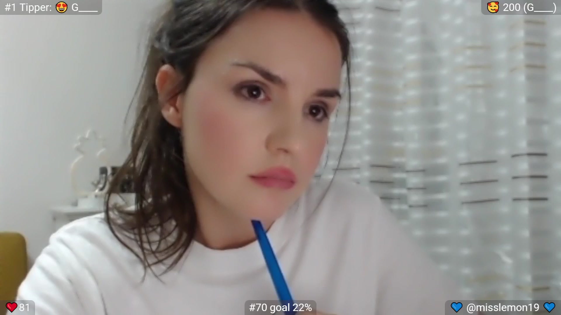 Gallery image thumbnail from MissReno's myfreecams stream on, 07/16/2025, 17:15 image 18 of 20