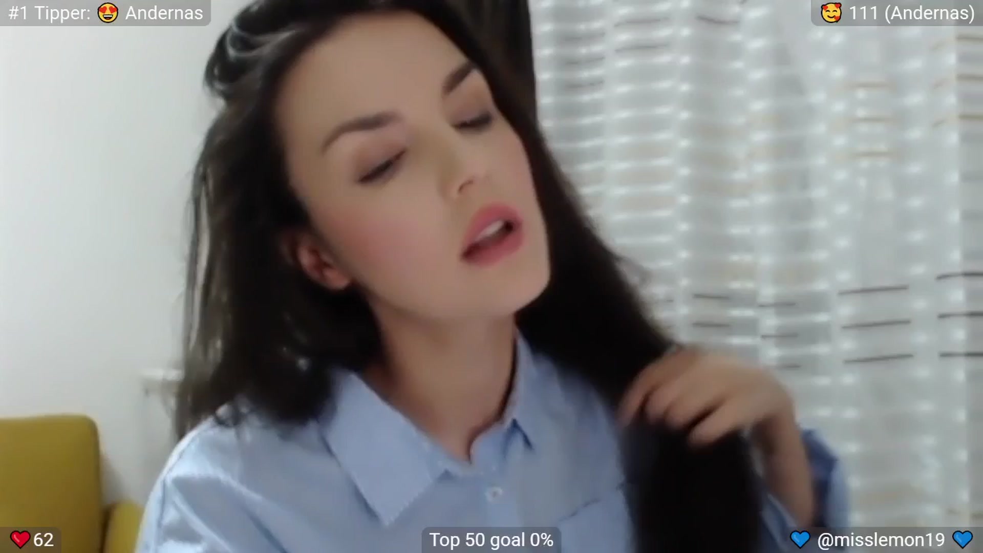 Gallery image thumbnail from MissReno's myfreecams stream on, 07/19/2025, 16:30 image 16 of 20