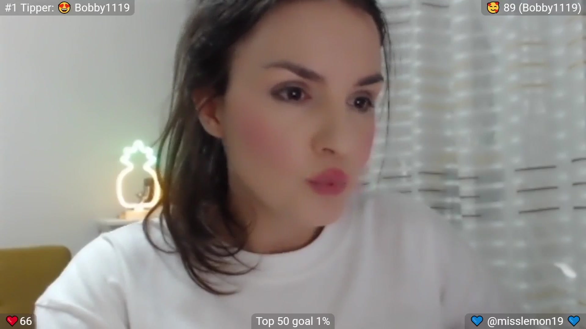 Gallery image thumbnail from MissReno's myfreecams stream on, 07/23/2025, 17:55 image 3 of 20