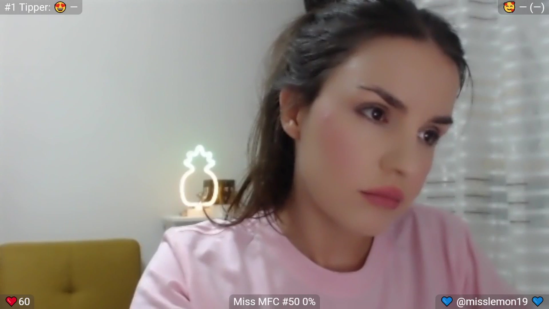 Gallery image thumbnail from MissReno's myfreecams stream on, 07/25/2025, 17:06 image 3 of 20