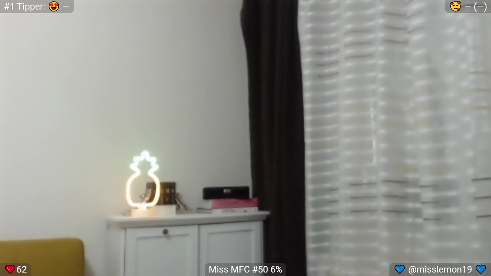 Gallery image thumbnail from MissReno's myfreecams stream on, 07/26/2025, 16:34 image 17 of 20