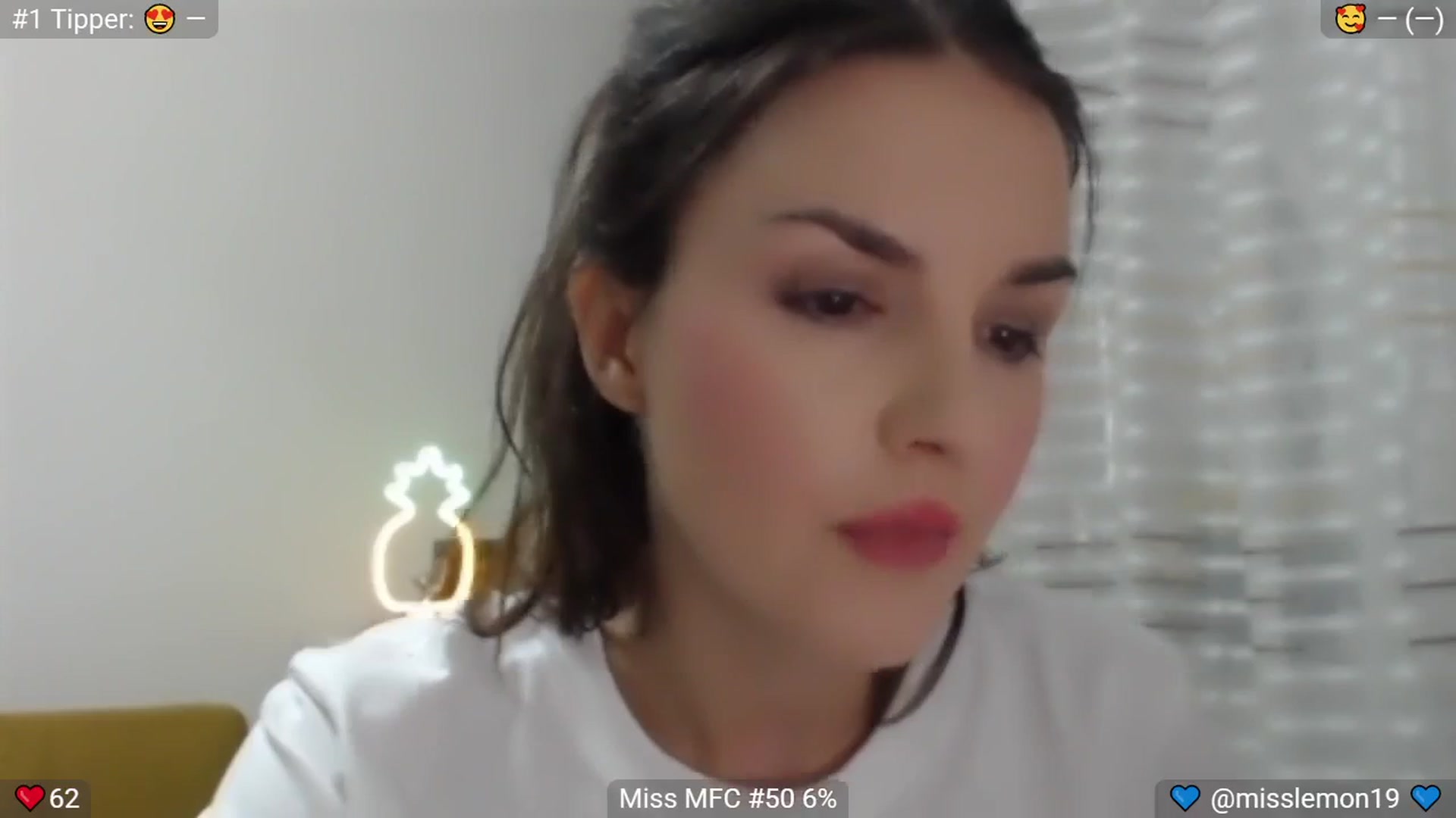 Gallery image thumbnail from MissReno's myfreecams stream on, 07/26/2025, 16:34 image 6 of 20