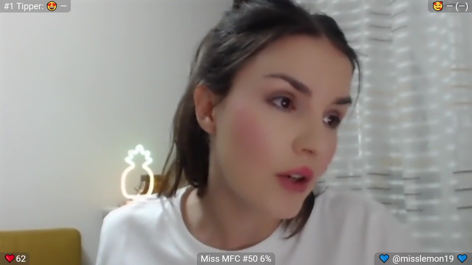 Gallery image thumbnail from MissReno's myfreecams stream on, 07/26/2025, 16:34 image 5 of 20