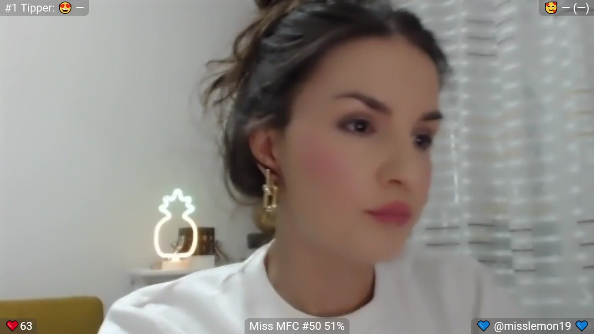 Gallery image thumbnail from MissReno's myfreecams stream on, 07/29/2025, 16:19 image 1 of 20