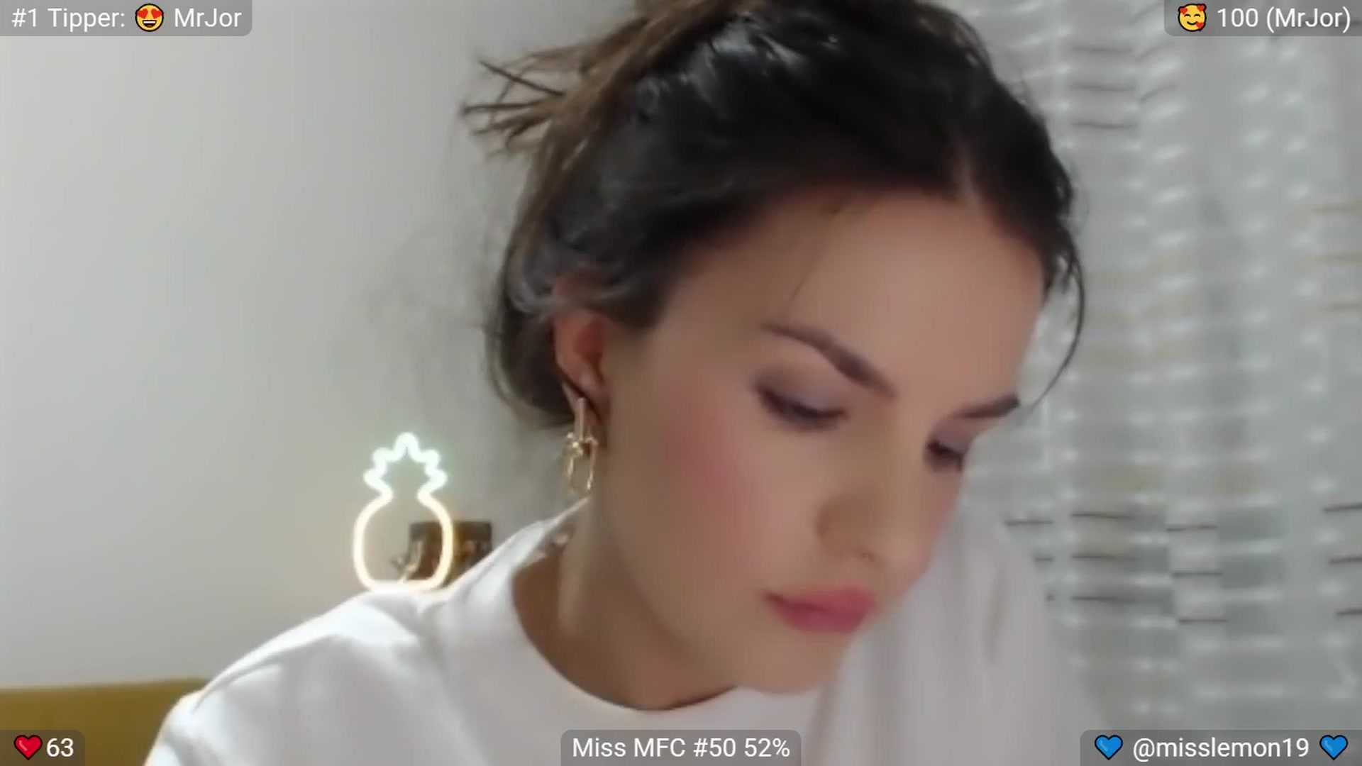 Gallery image thumbnail from MissReno's myfreecams stream on, 07/29/2025, 16:19 image 10 of 20