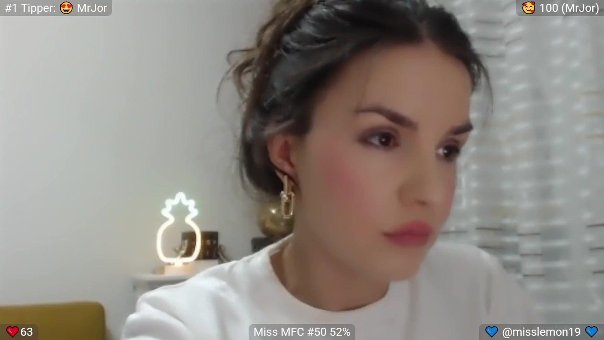 Gallery image thumbnail from MissReno's myfreecams stream on, 07/29/2025, 16:19 image 5 of 20