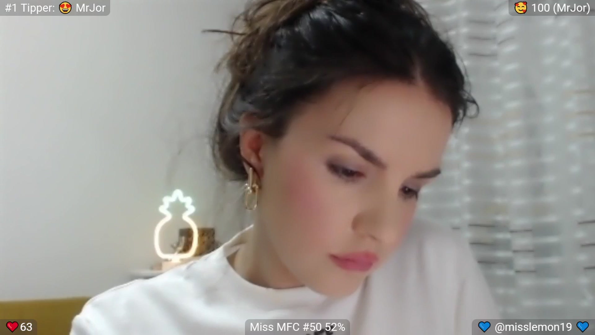 Gallery image thumbnail from MissReno's myfreecams stream on, 07/29/2025, 16:19 image 17 of 20