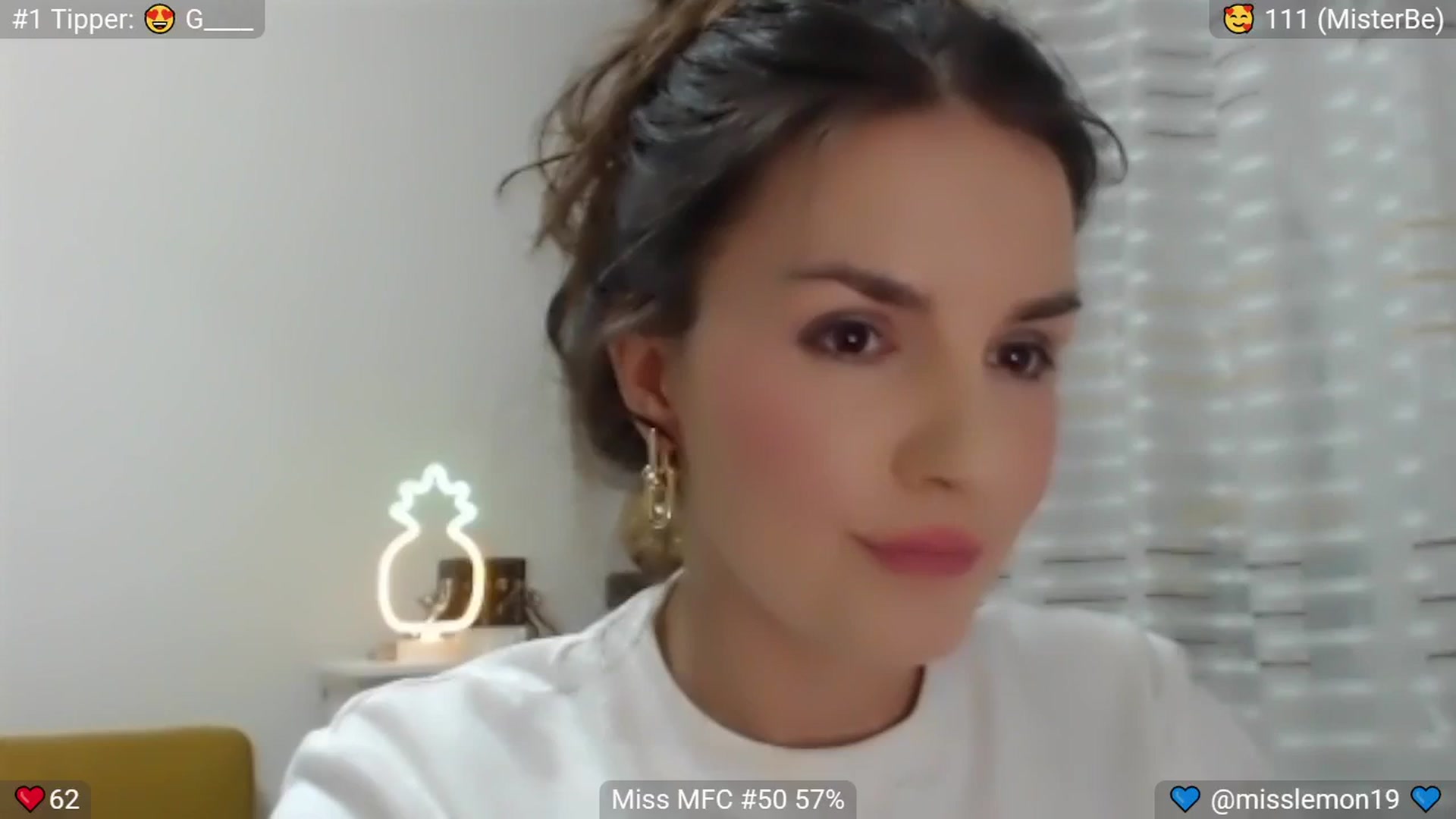 Gallery image thumbnail from MissReno's myfreecams stream on, 07/29/2025, 18:34 image 4 of 20