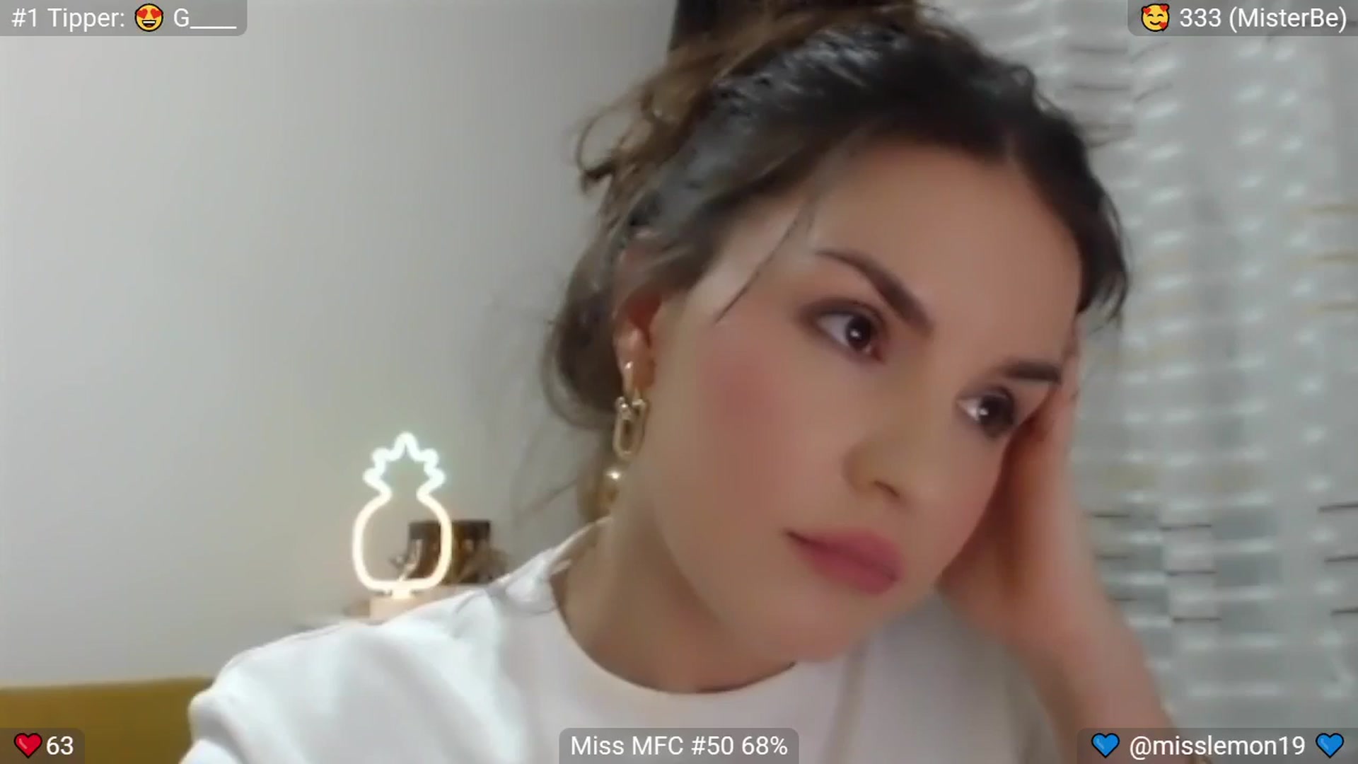 Gallery image thumbnail from MissReno's myfreecams stream on, 07/29/2025, 19:27 image 9 of 20