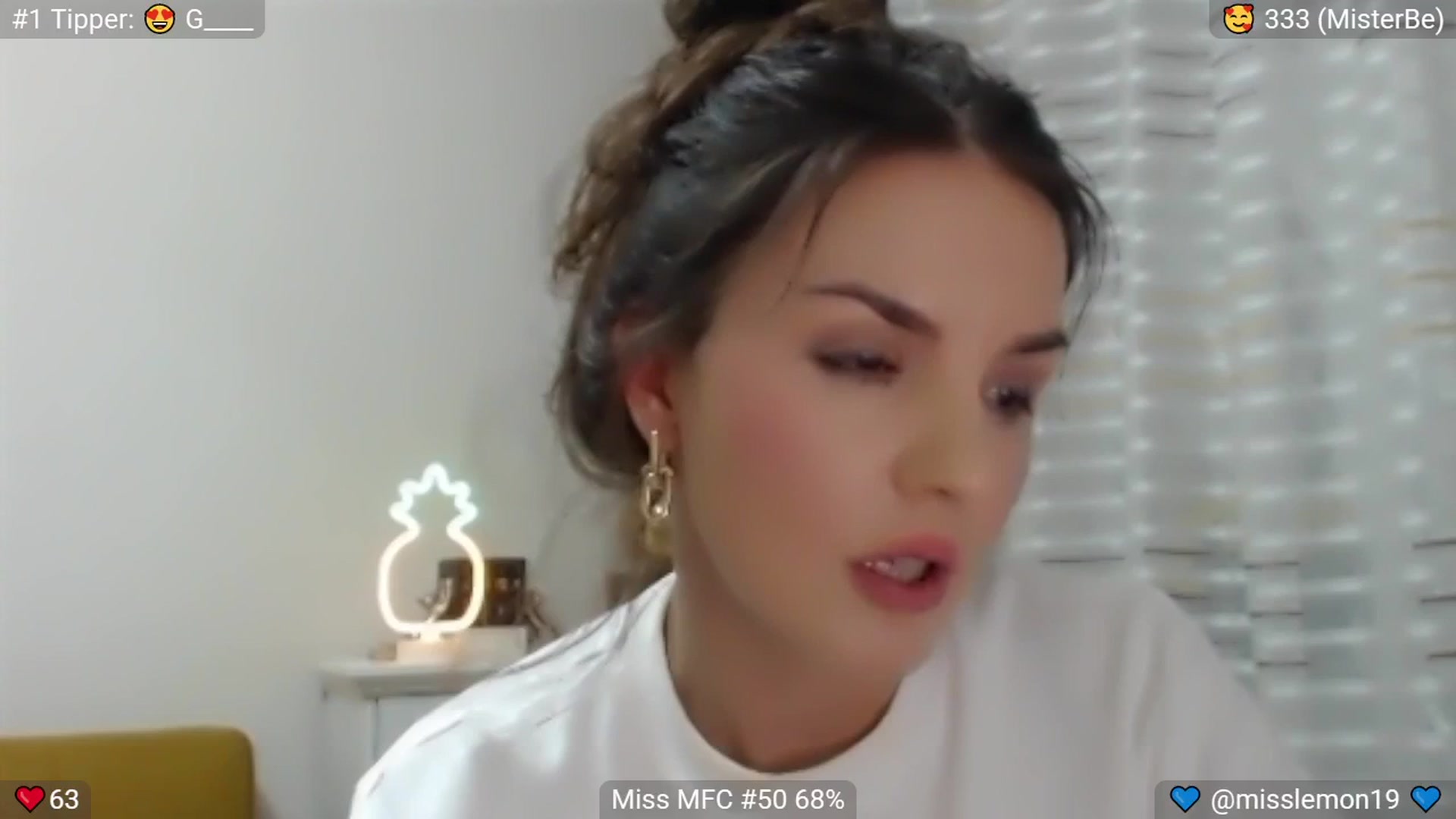 Gallery image thumbnail from MissReno's myfreecams stream on, 07/29/2025, 19:27 image 20 of 20