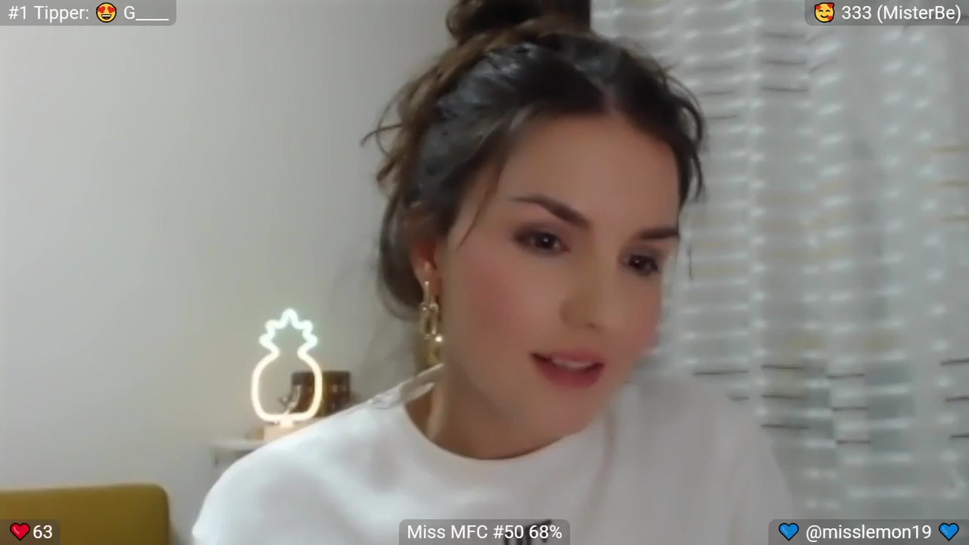 Gallery image thumbnail from MissReno's myfreecams stream on, 07/29/2025, 19:27 image 4 of 20