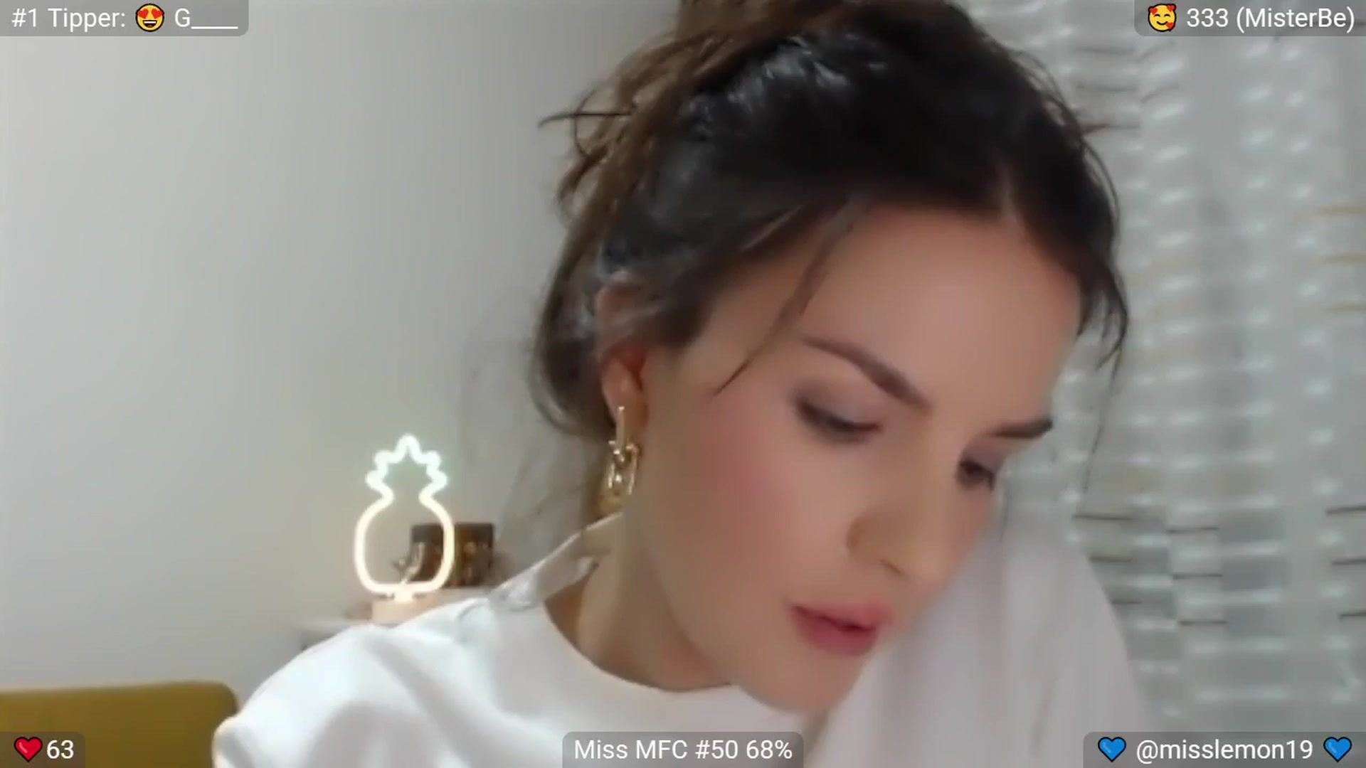 Gallery image thumbnail from MissReno's myfreecams stream on, 07/29/2025, 19:27 image 6 of 20
