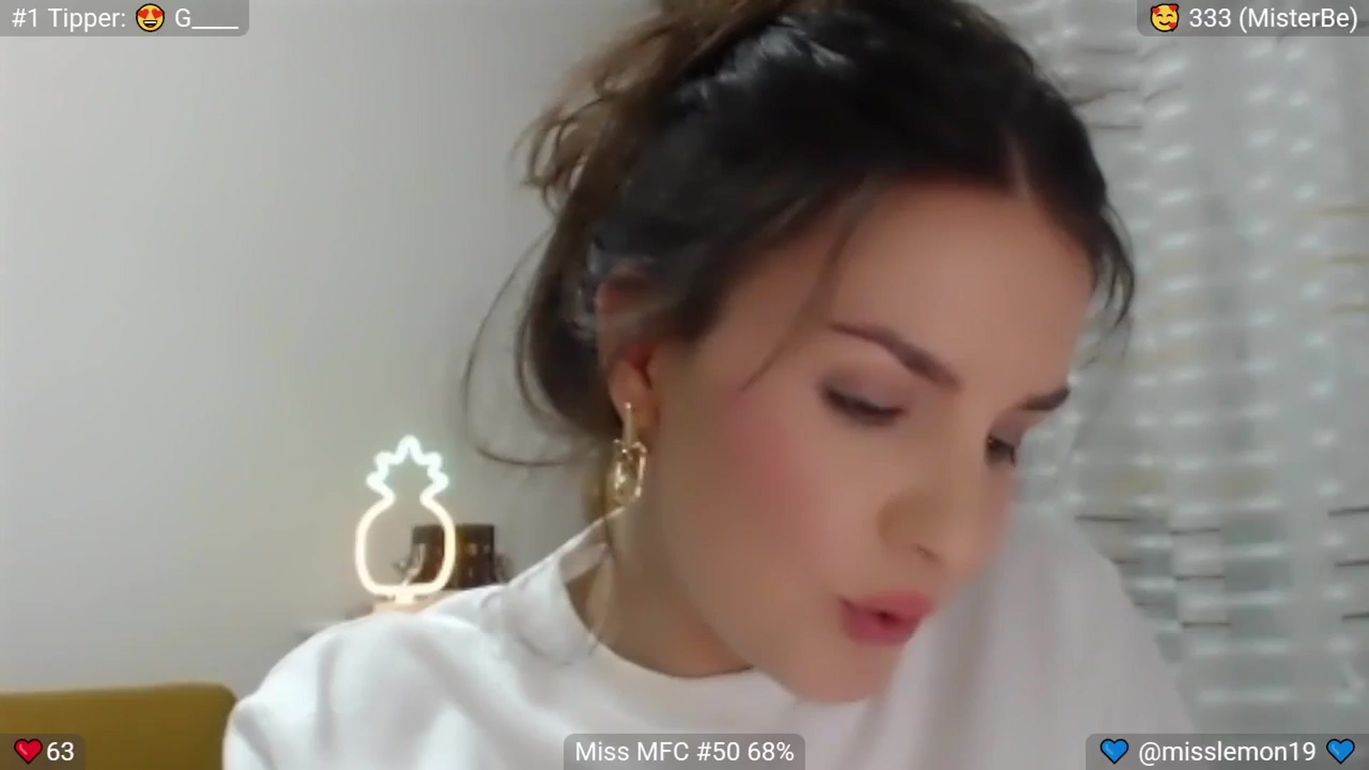 Gallery image thumbnail from MissReno's myfreecams stream on, 07/29/2025, 19:27 image 12 of 20