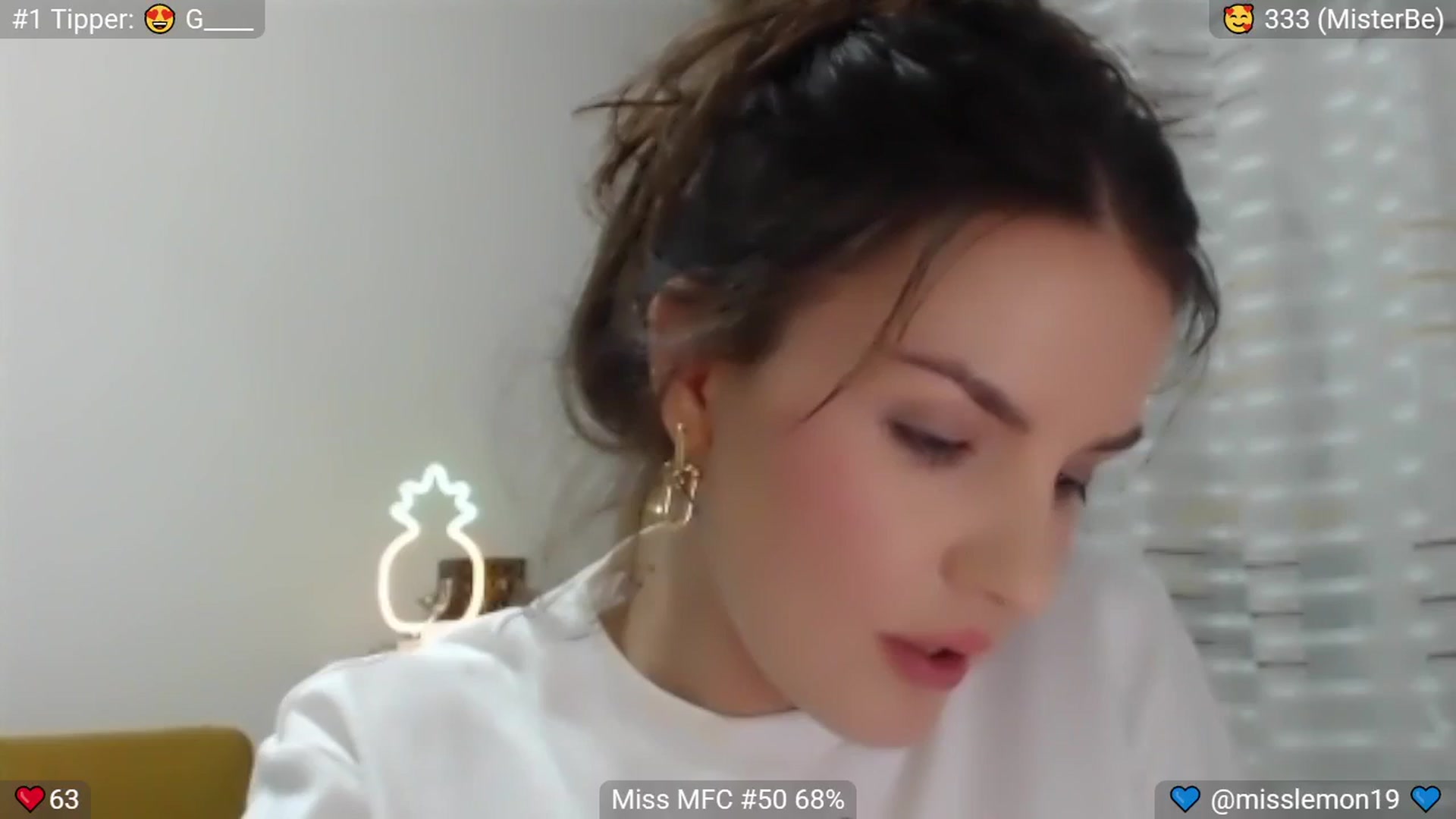 Gallery image thumbnail from MissReno's myfreecams stream on, 07/29/2025, 19:27 image 7 of 20