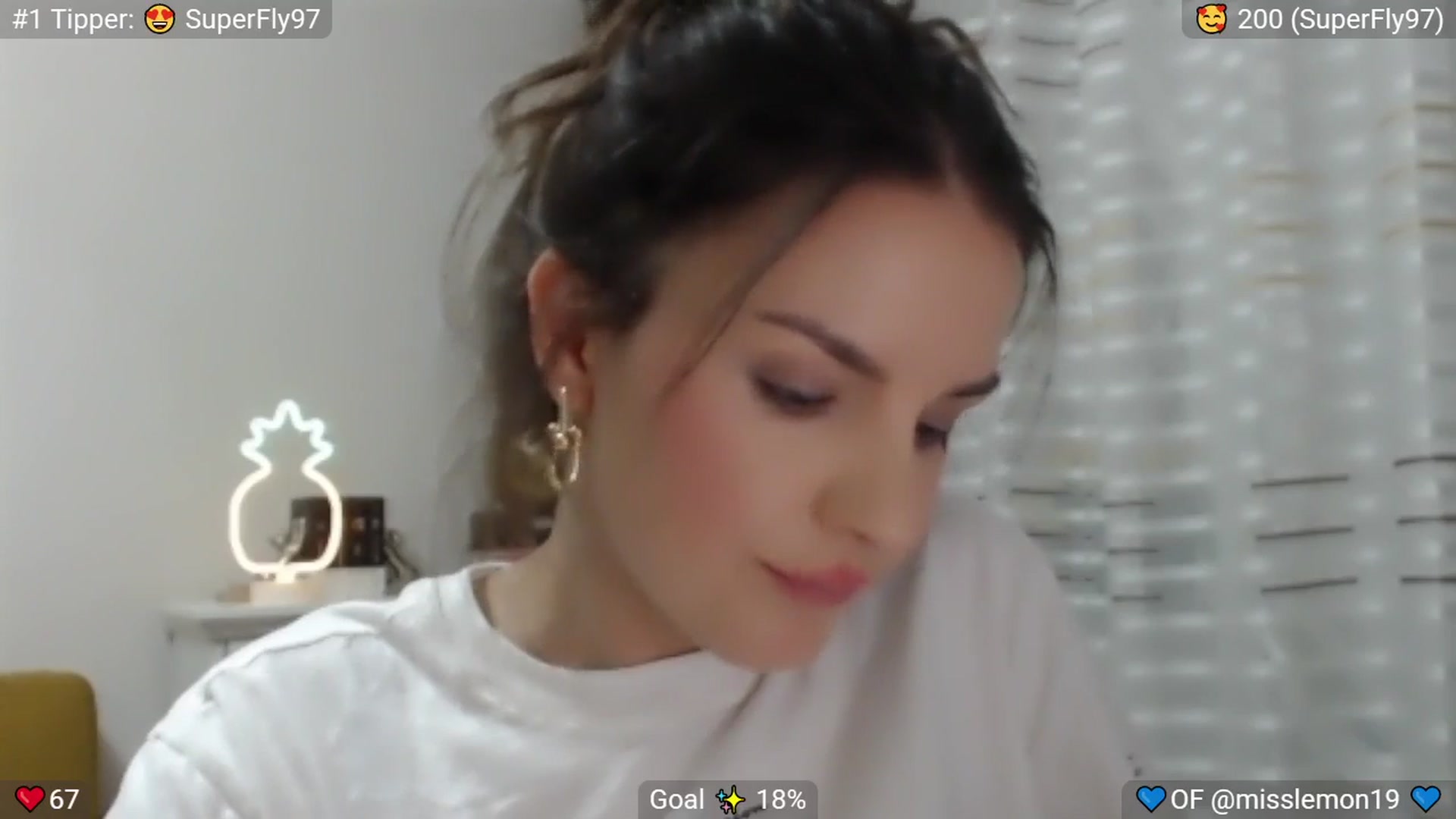 Gallery image thumbnail from MissReno's myfreecams stream on, 07/30/2025, 20:24 image 19 of 20