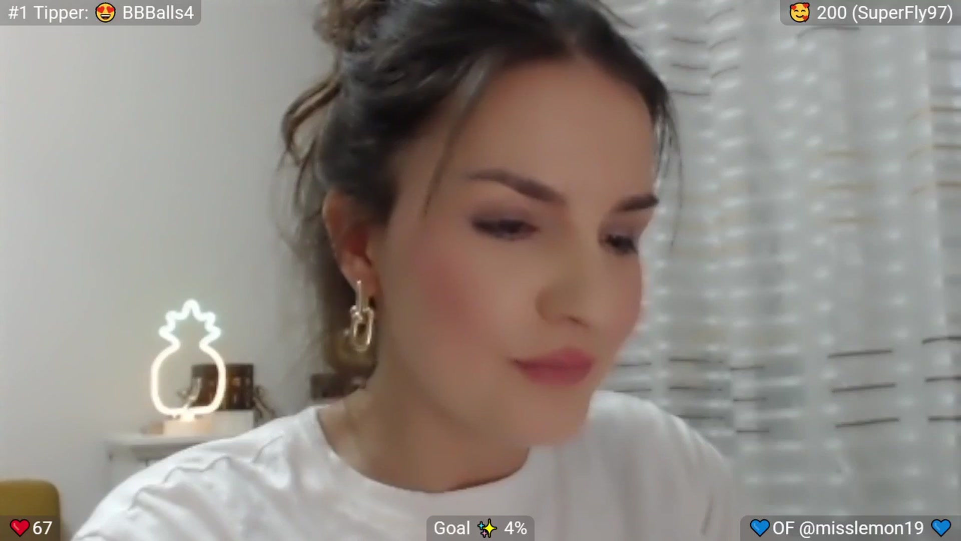 Gallery image thumbnail from MissReno's myfreecams stream on, 07/30/2025, 20:24 image 4 of 20