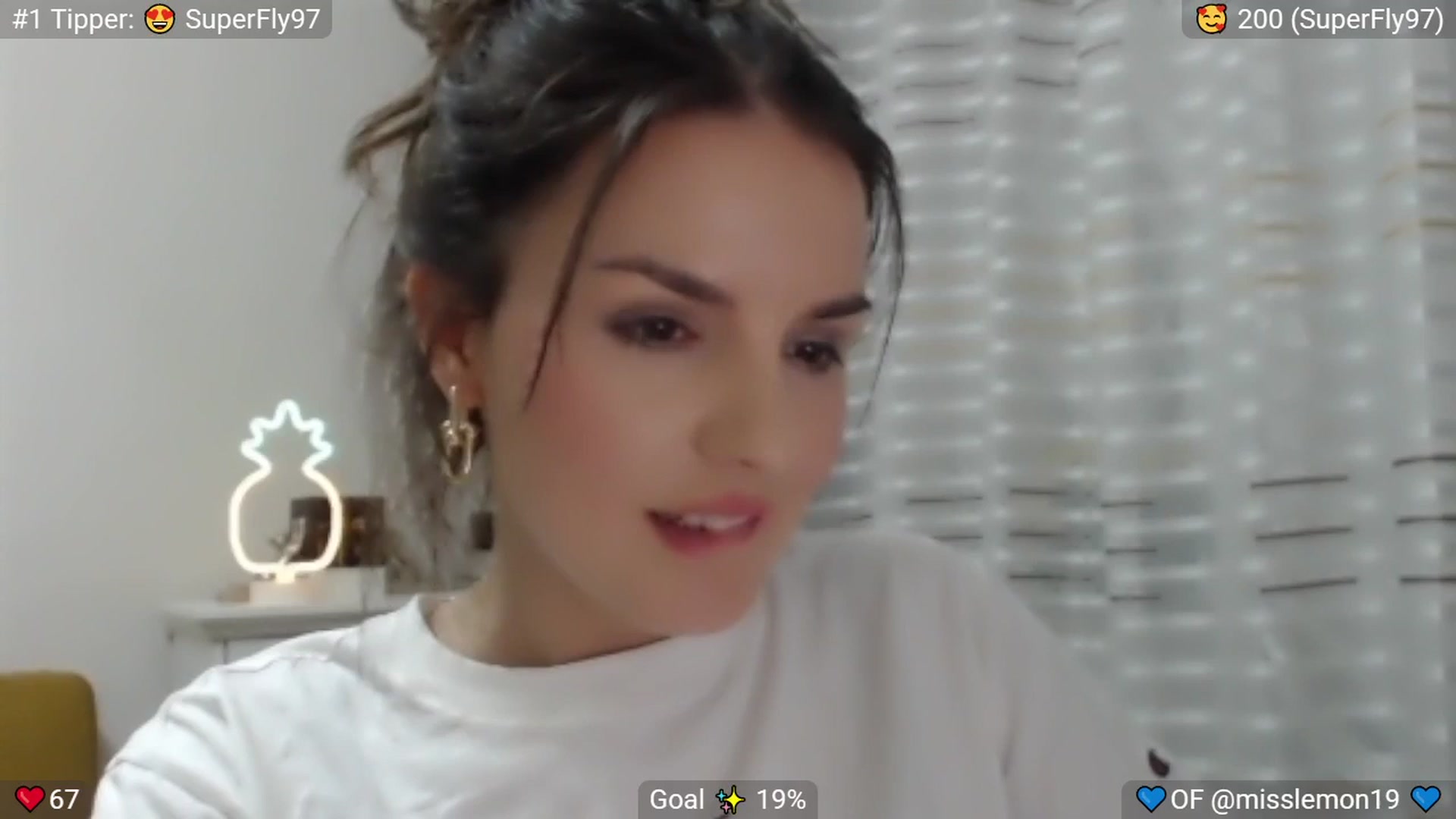 Gallery image thumbnail from MissReno's myfreecams stream on, 07/30/2025, 21:38 image 5 of 20
