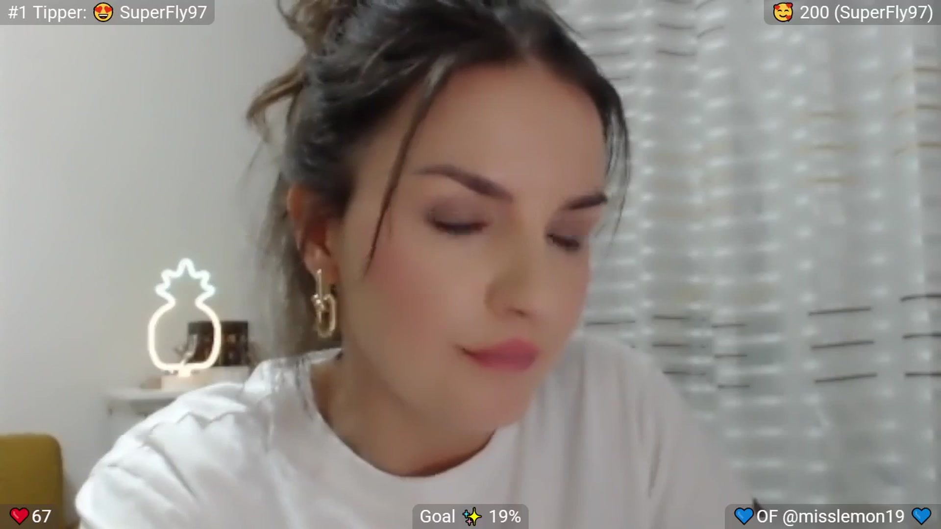 Gallery image thumbnail from MissReno's myfreecams stream on, 07/30/2025, 21:38 image 10 of 20