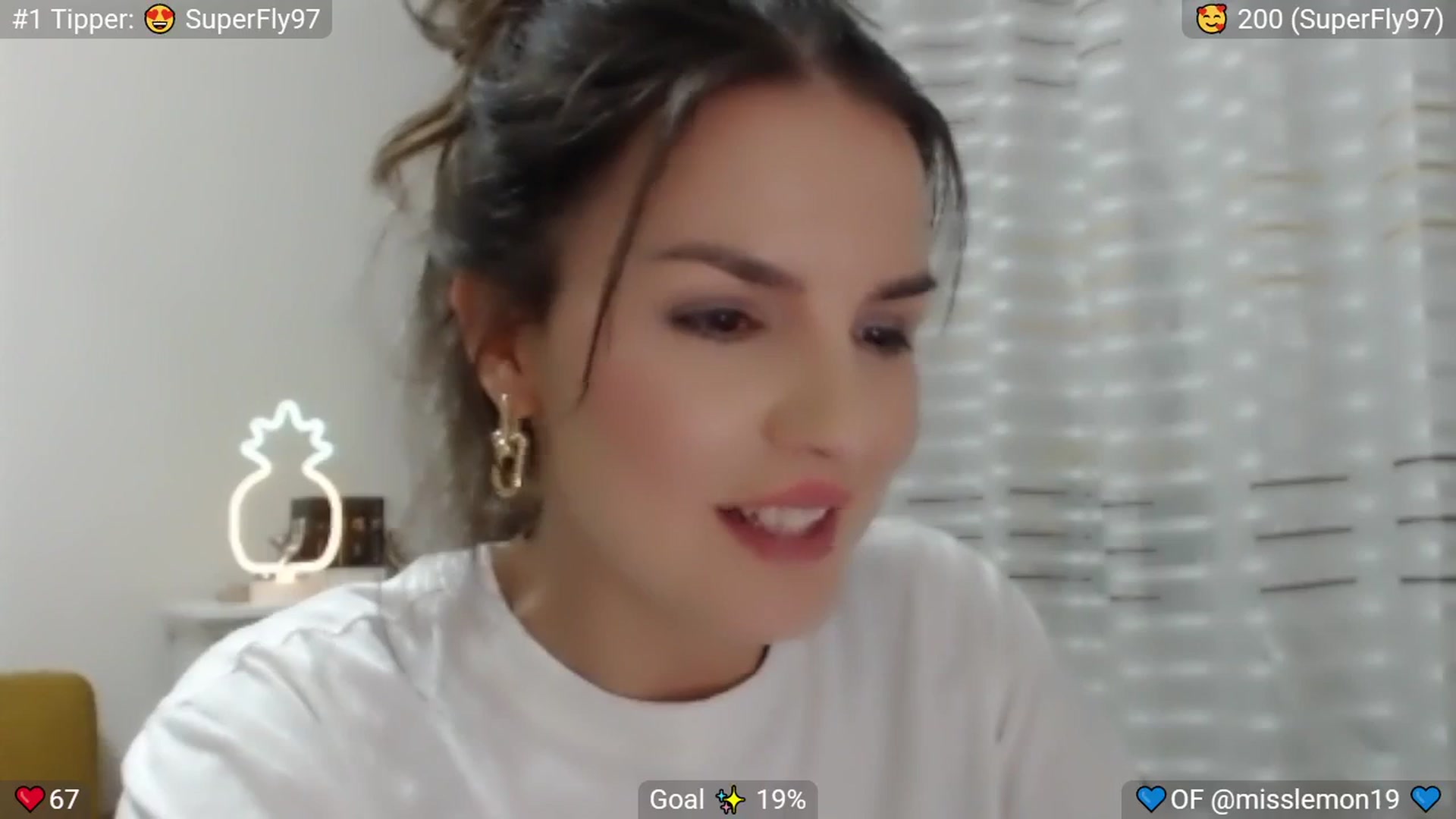 Gallery image thumbnail from MissReno's myfreecams stream on, 07/30/2025, 21:38 image 8 of 20