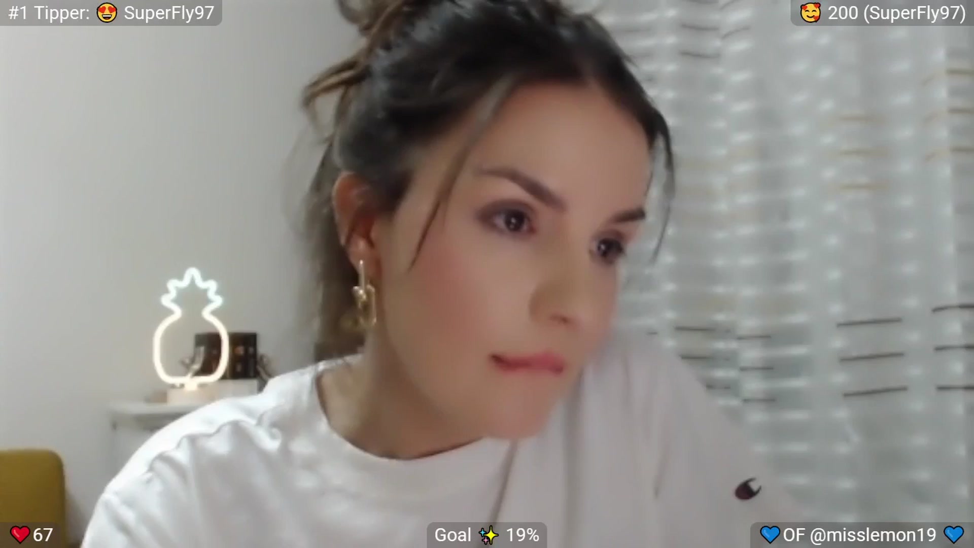 Gallery image thumbnail from MissReno's myfreecams stream on, 07/30/2025, 21:38 image 14 of 20