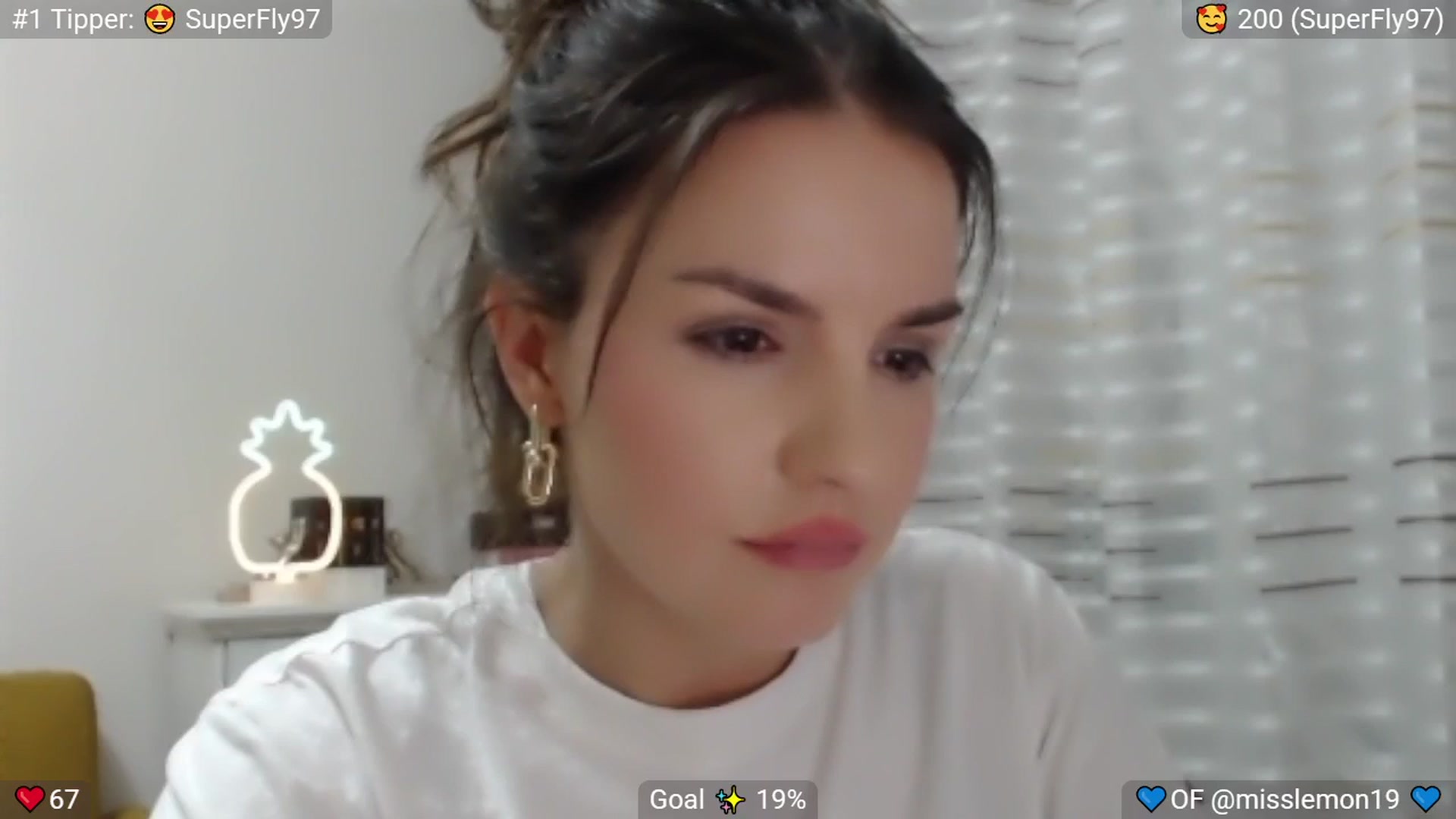 Gallery image thumbnail from MissReno's myfreecams stream on, 07/30/2025, 21:38 image 17 of 20